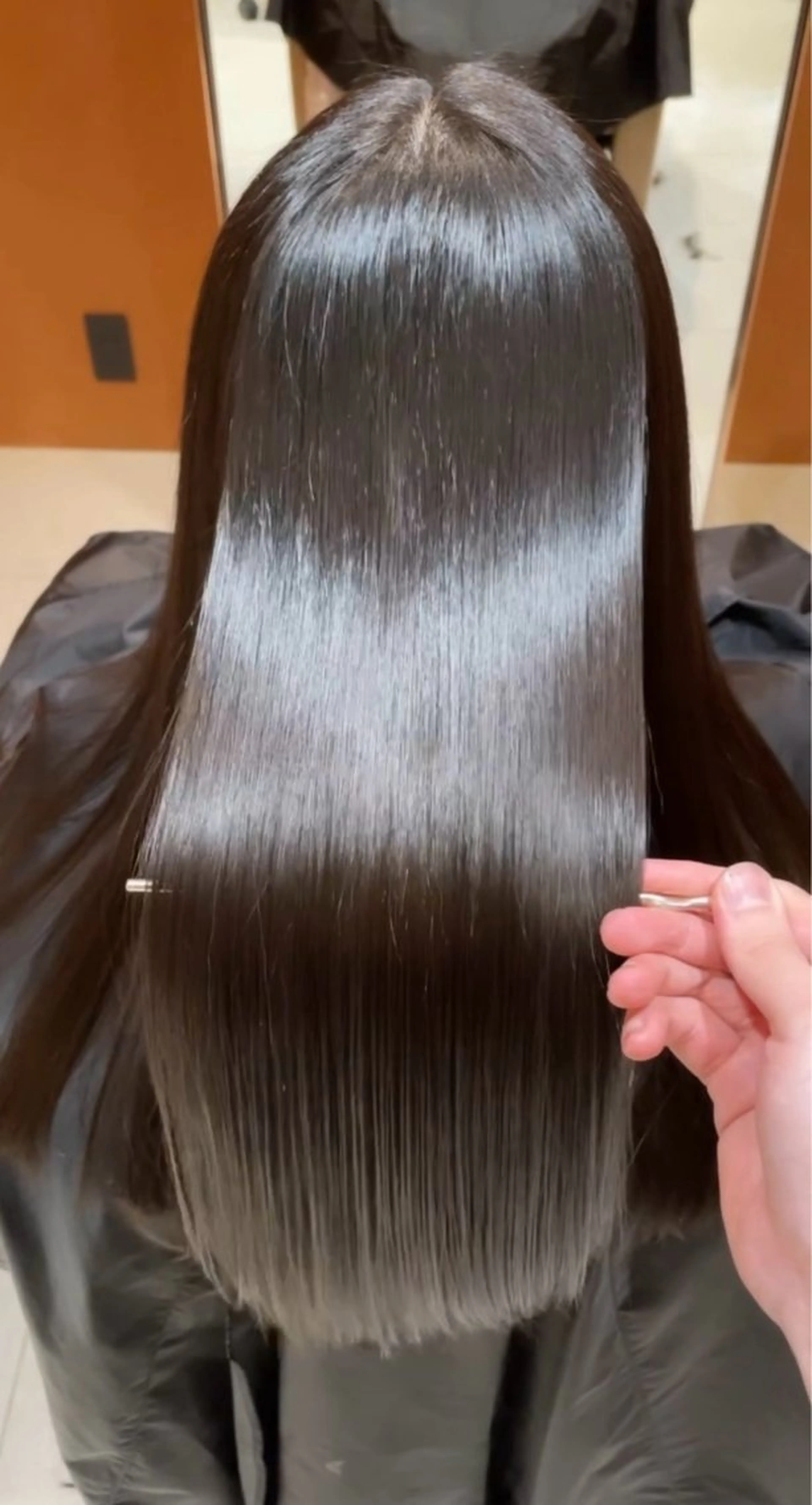 ロング カラー トリートメント カット ヘアカラー トリートメント 難波/心斎橋/ボブ/ 髪質改善/ハイトーンのヘアスタイル