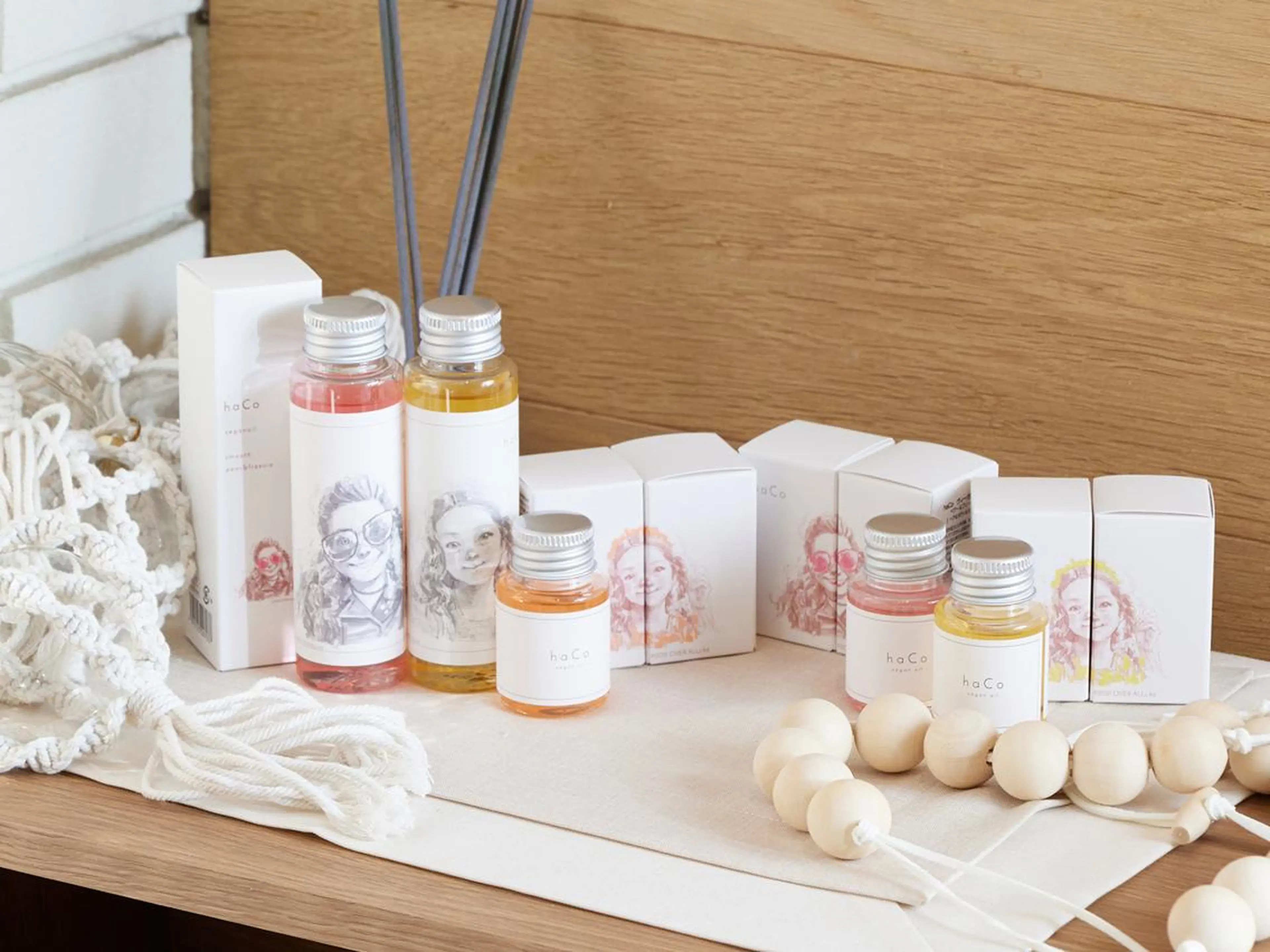 ネイル フレンチネイル ジェルネイル グラデーション マグネットネイル ミラーネイル ハンドケア 【パラジェル認定】 newiネイル京橋のネイルデザイン