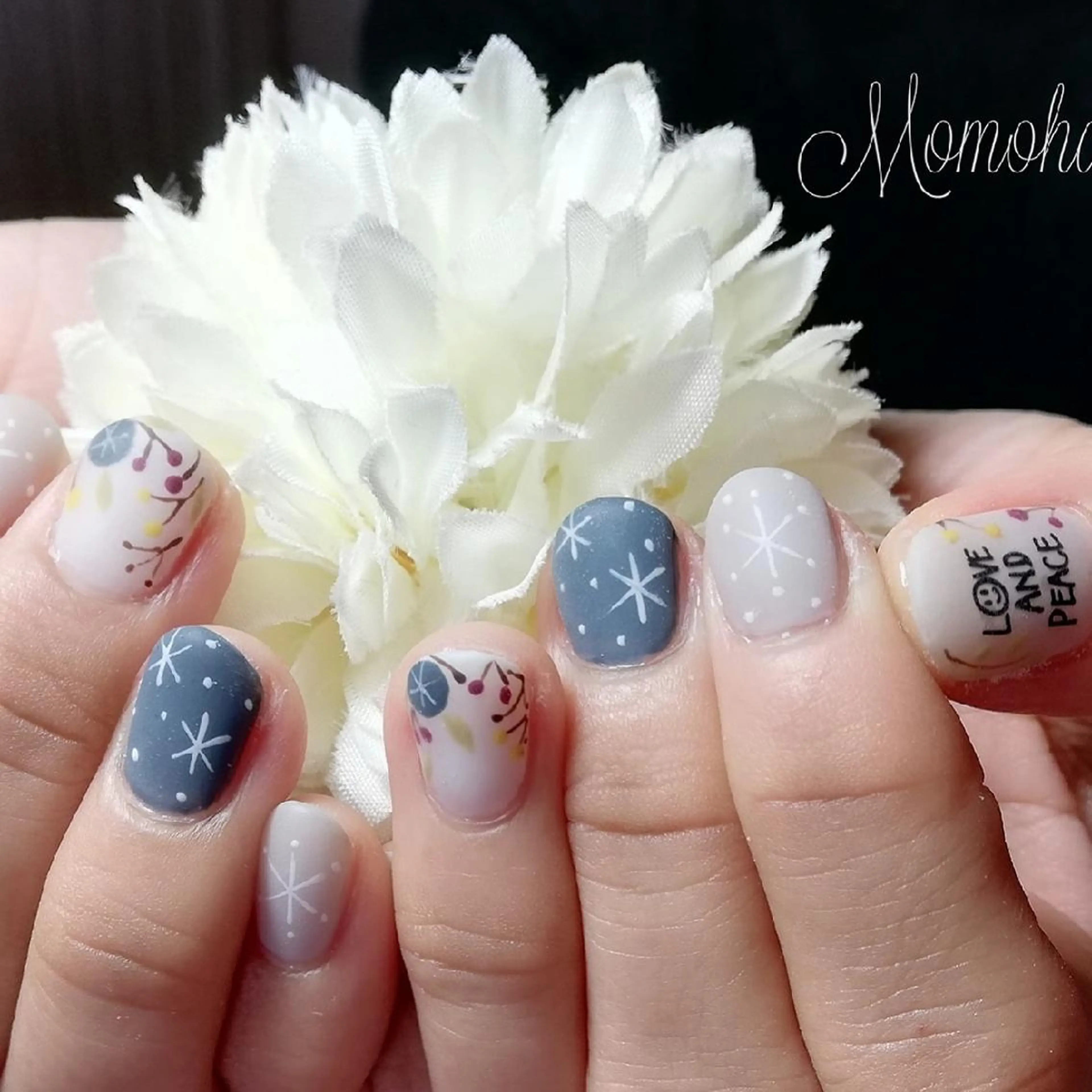 ネイル momohana  のネイルデザイン