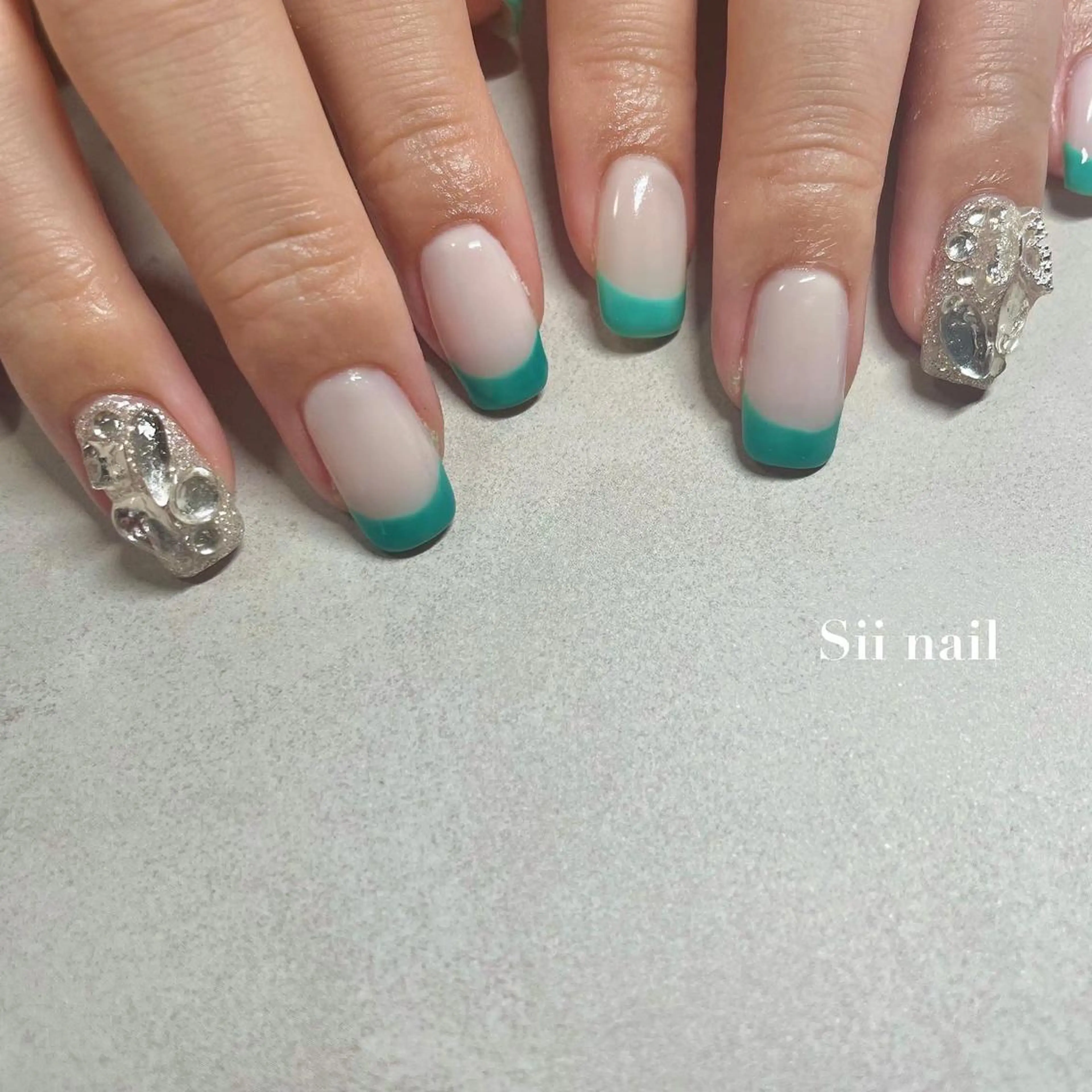 ネイル Sii nail 🤍SAKIのネイルデザイン