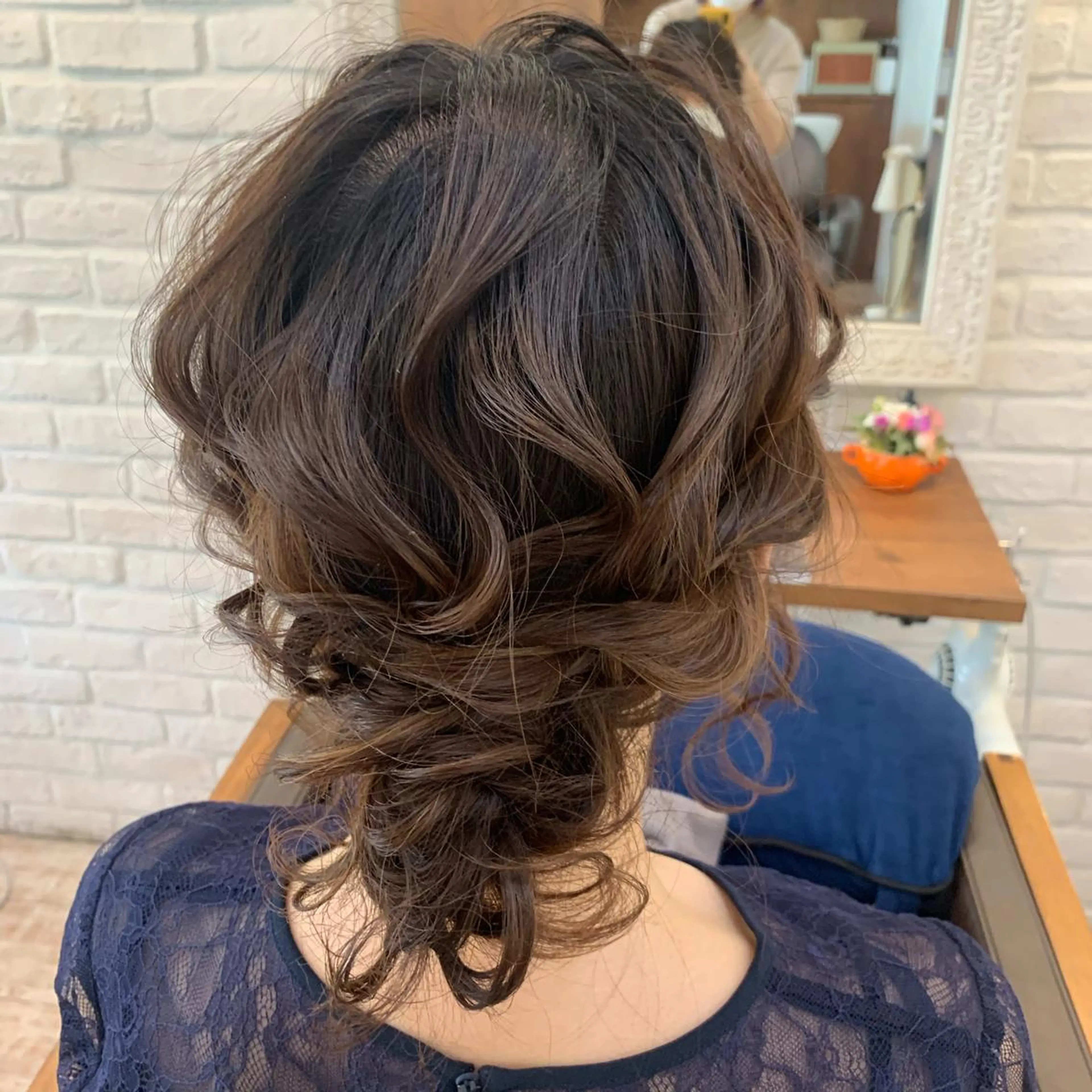 ミディアム ヘアアレンジ SHANTi 飯塚 ヘアセット/髪質改善のヘアスタイル