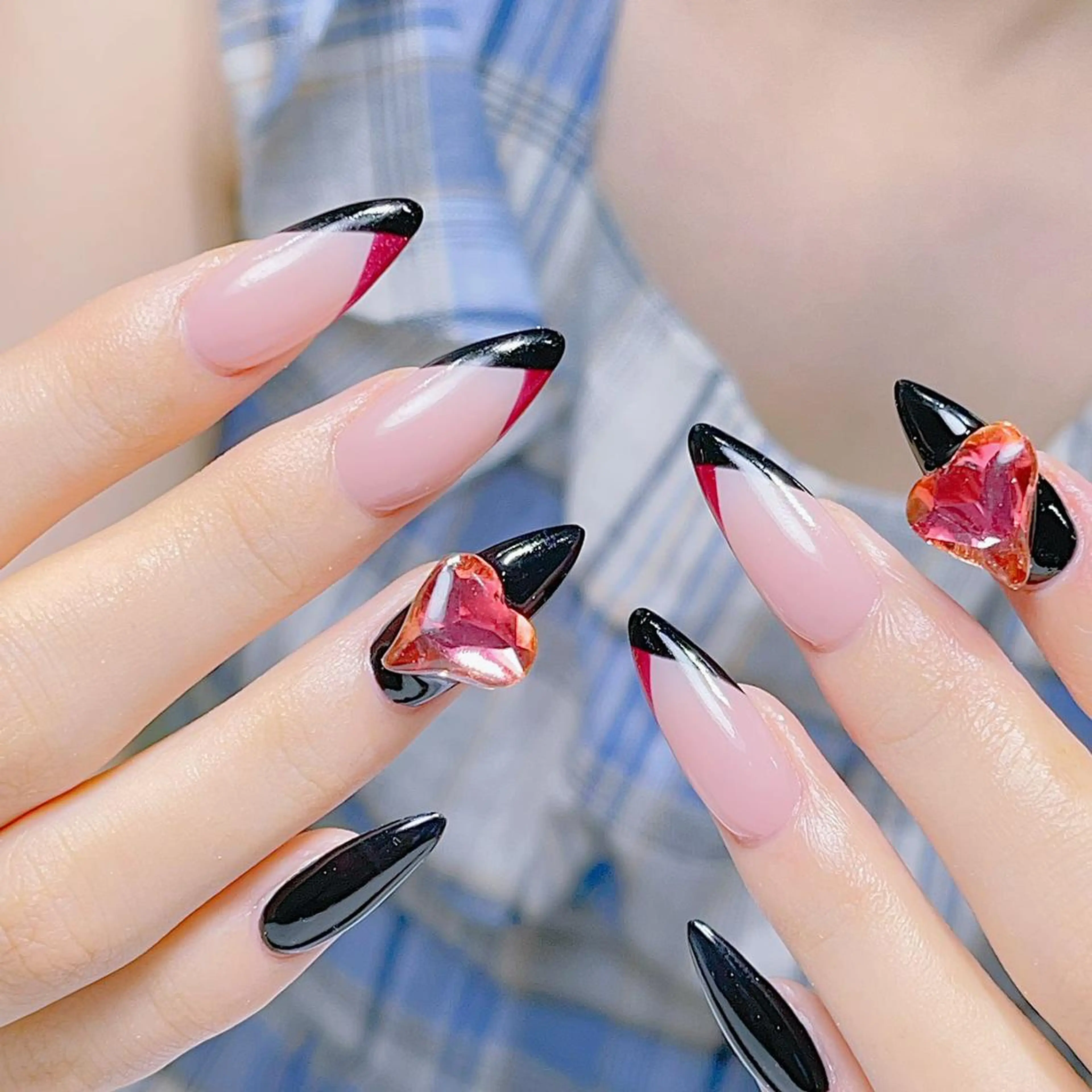 ネイル 長さ出し ネイルチップ Queens momoのネイルデザイン