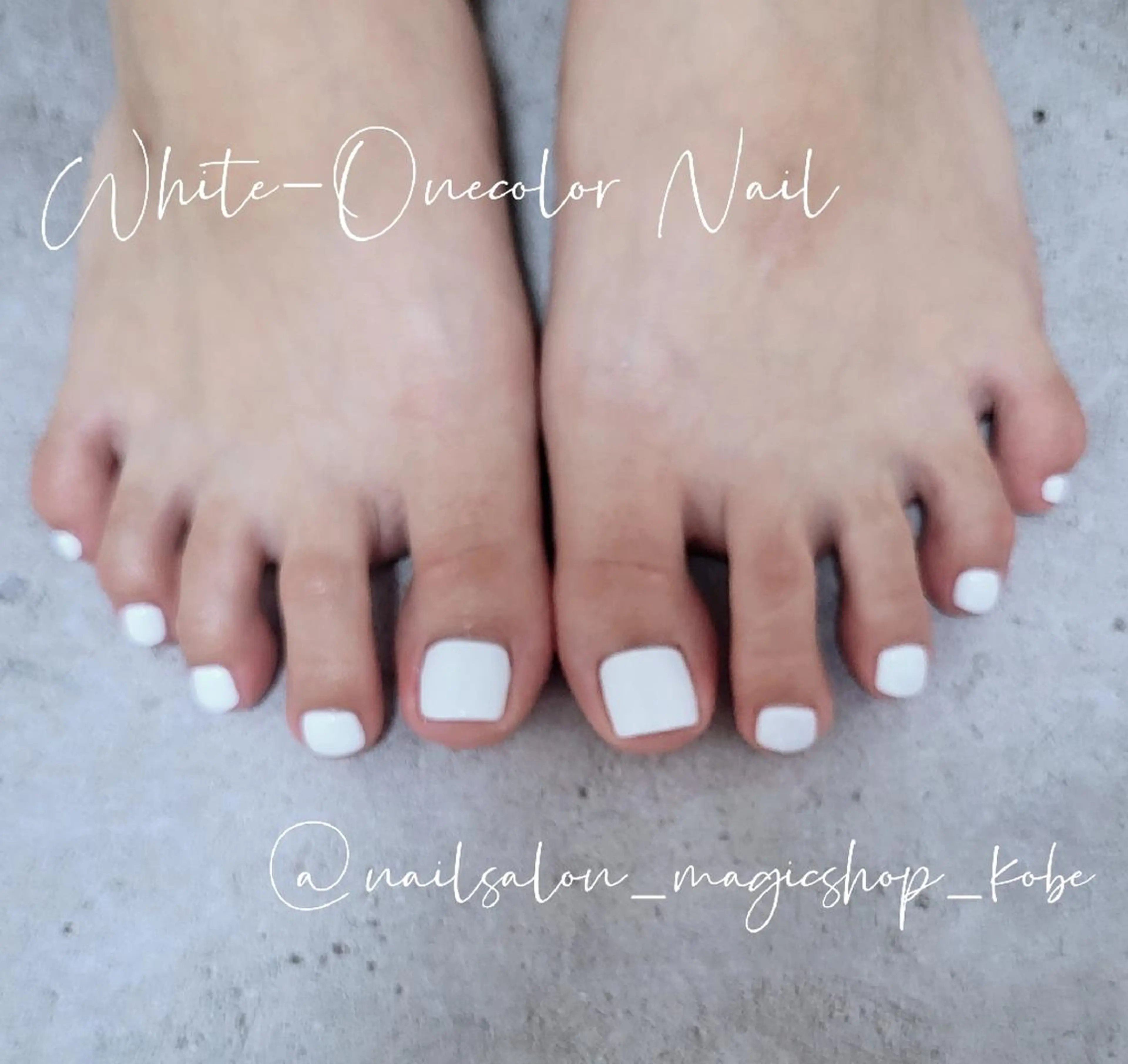 ネイル フットネイル ジェルネイル ワンカラーネイル ソフトジェル ホワイト Nailsalon MagicShopのネイルデザイン