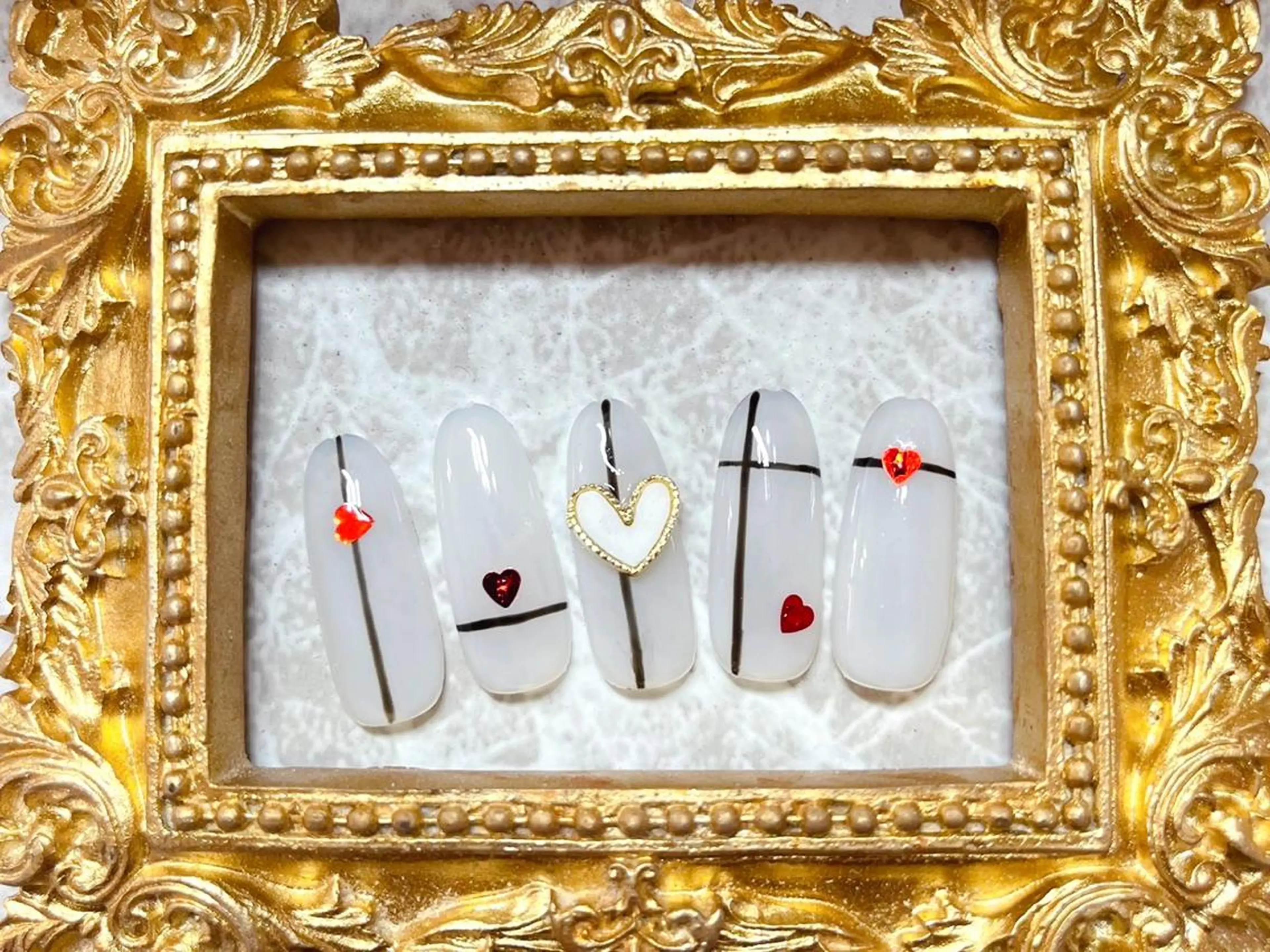 ネイル ハンドネイル マジックミラー所属・マジック ミラーのネイルデザイン