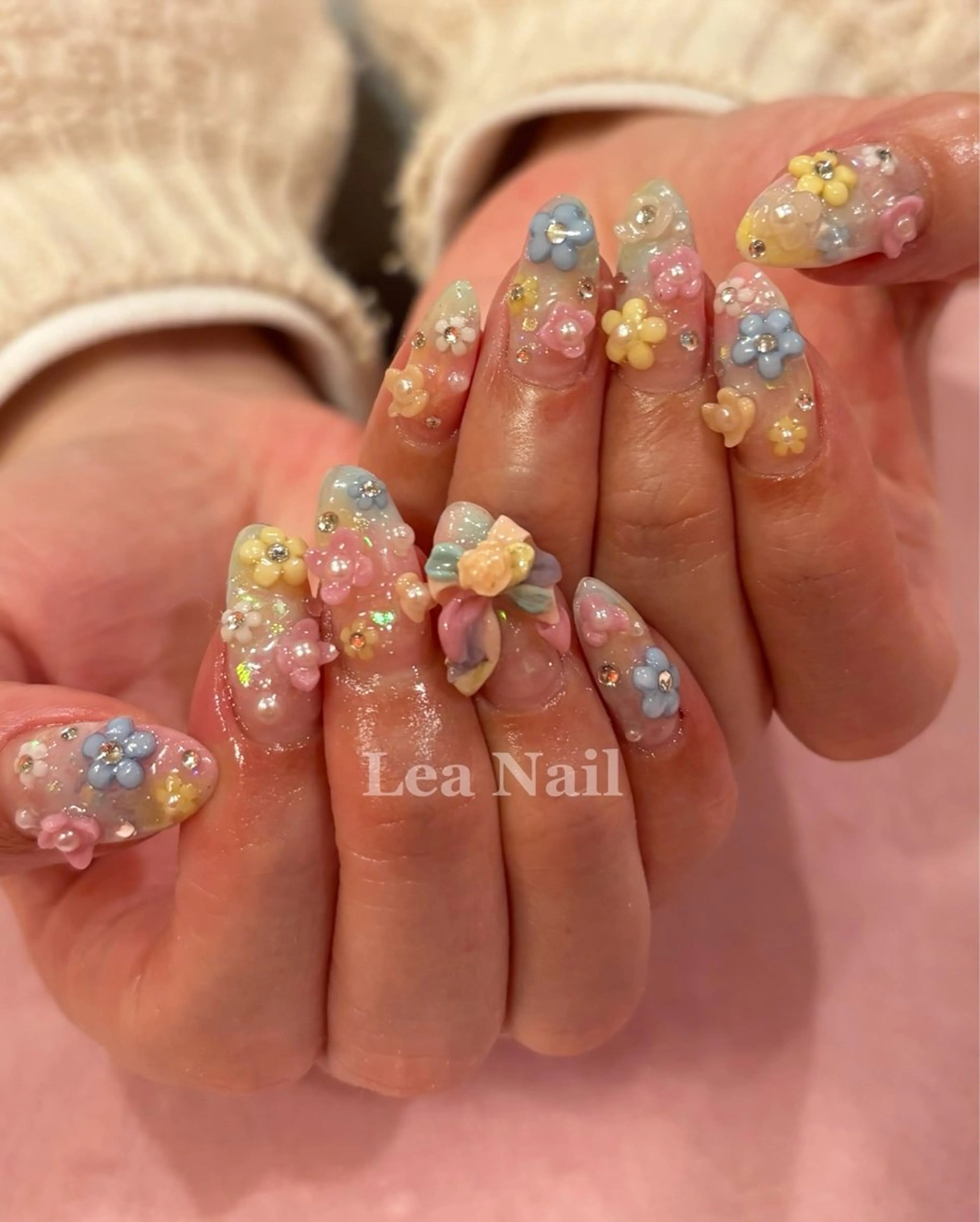ネイル リボン ブライダルネイル Lea Nailのネイルデザイン
