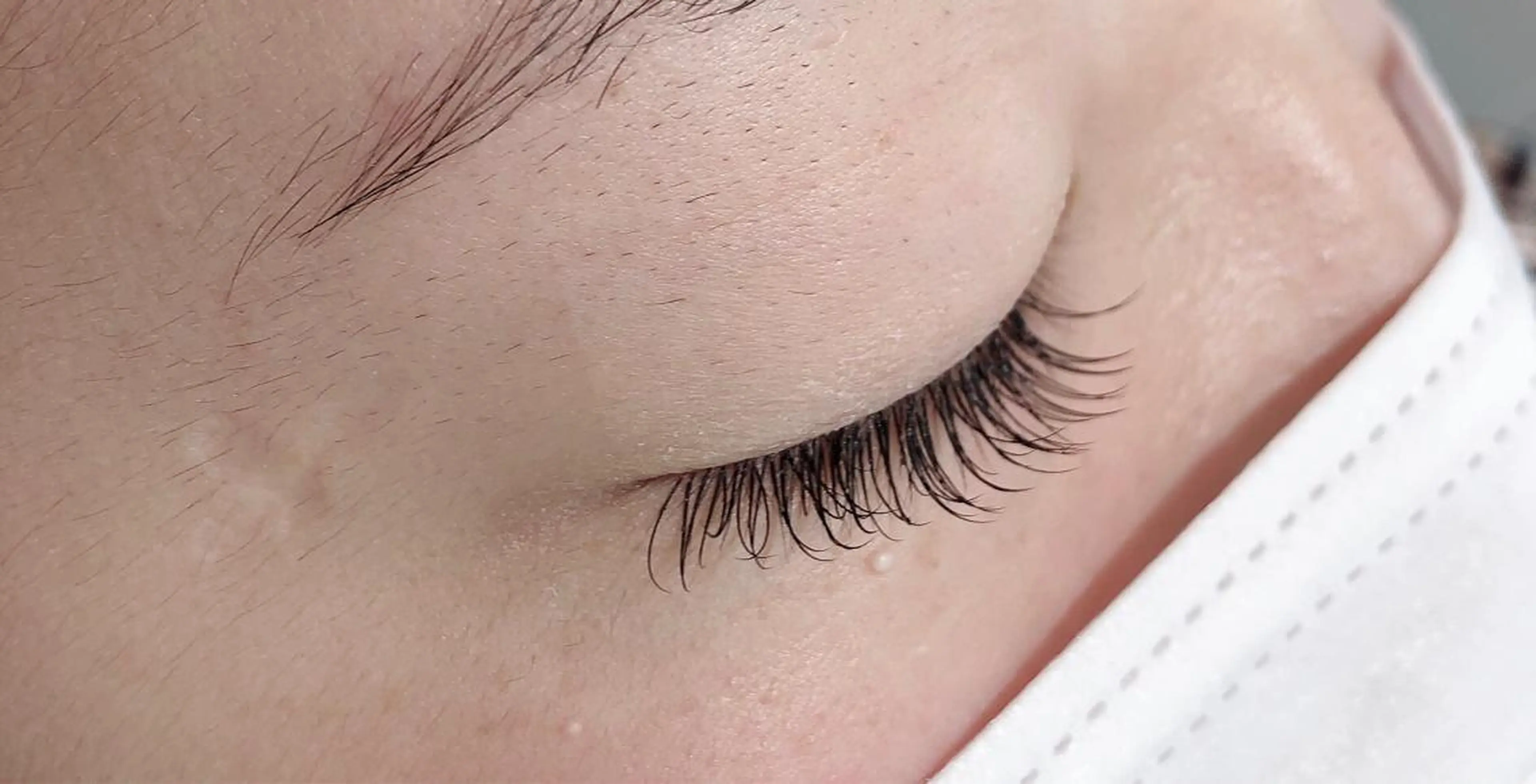 マツエク・マツパ 🤎ベージュカラー 🐶メンズパーマのヘアスタイル