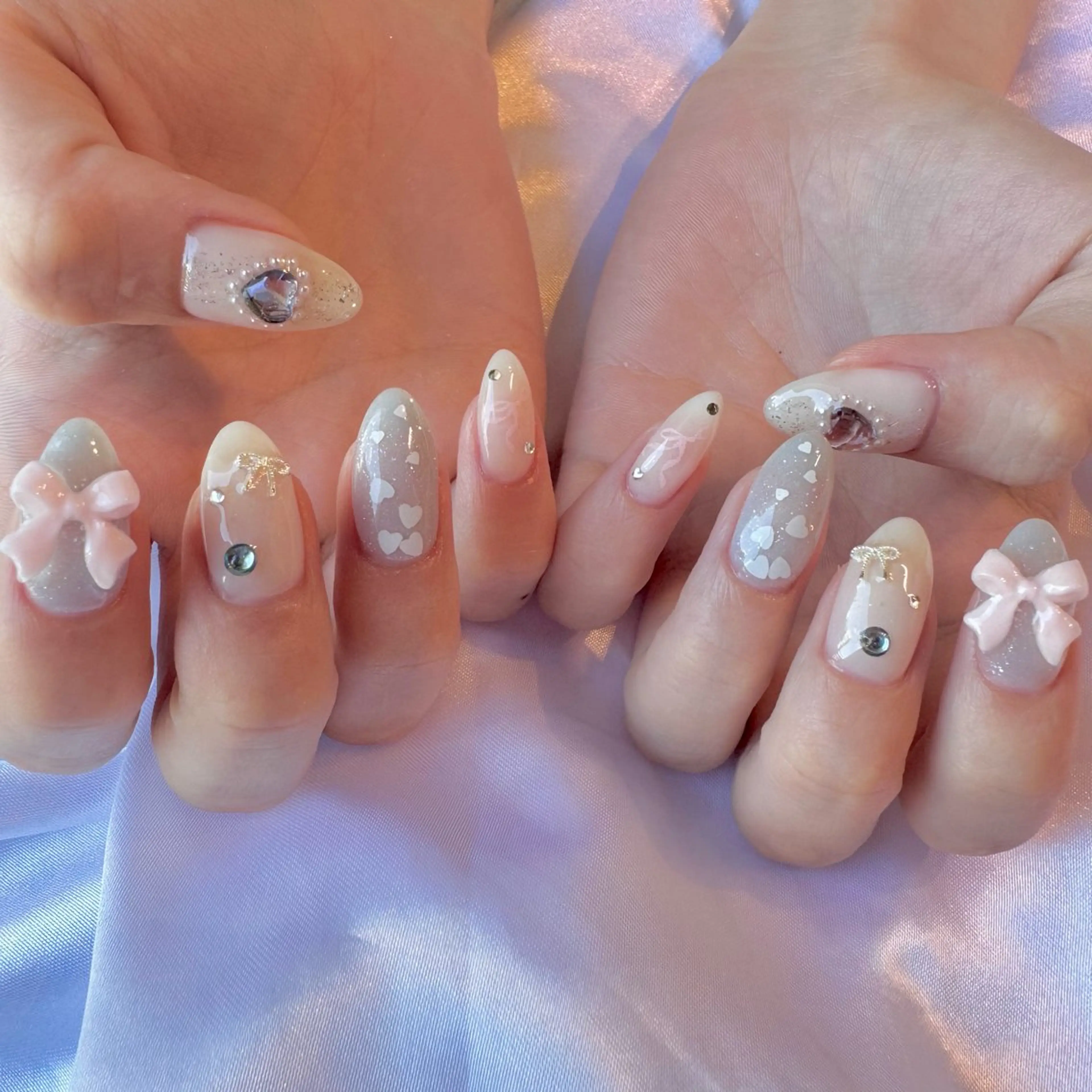 ネイル ガーリー ハンドネイル nail salon e'mu💐のネイルデザイン