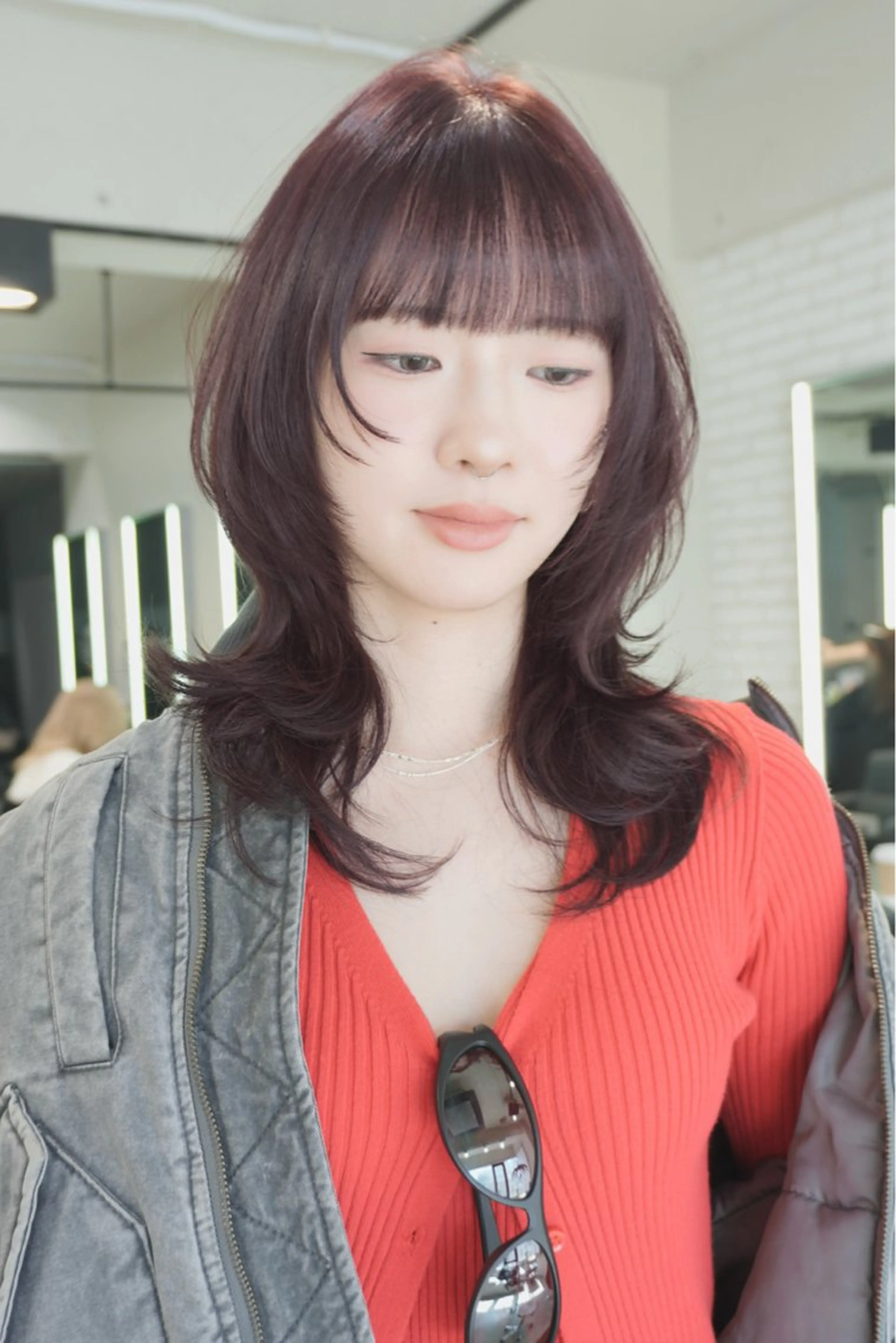 セミロング カラー ハッシュカット カット ヘアカラー Airi 韓国y2k ボブパーマのヘアスタイル