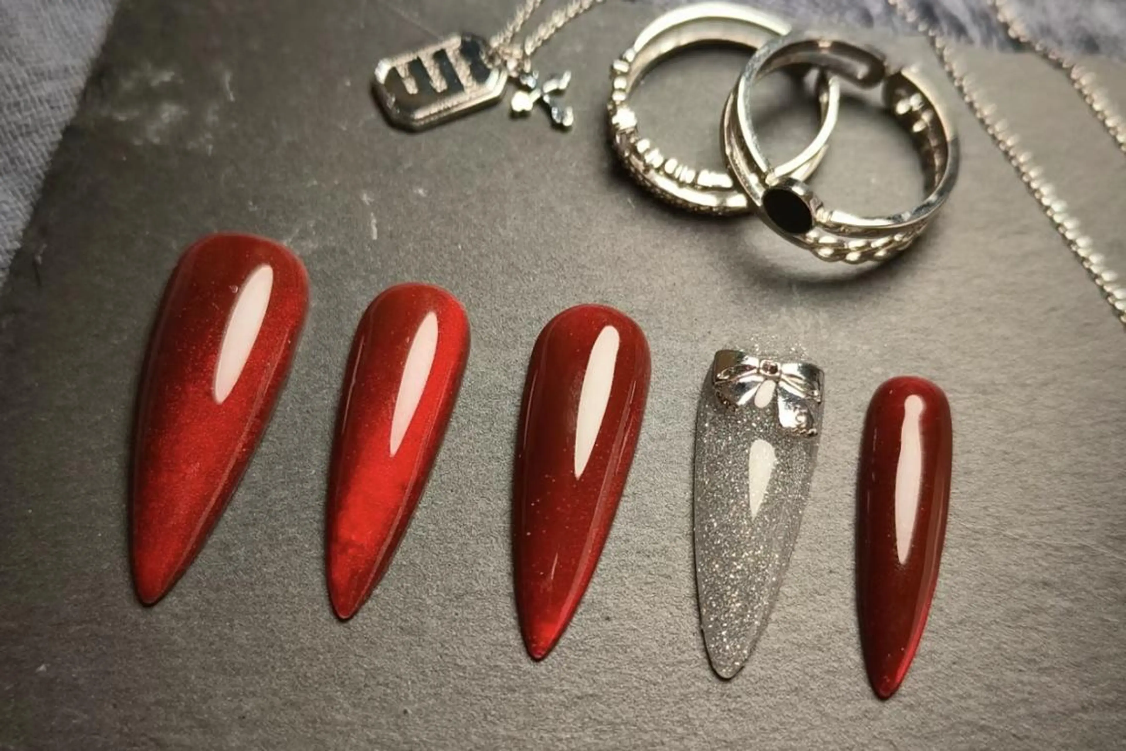 ネイル VIVIAN エイのネイルデザイン