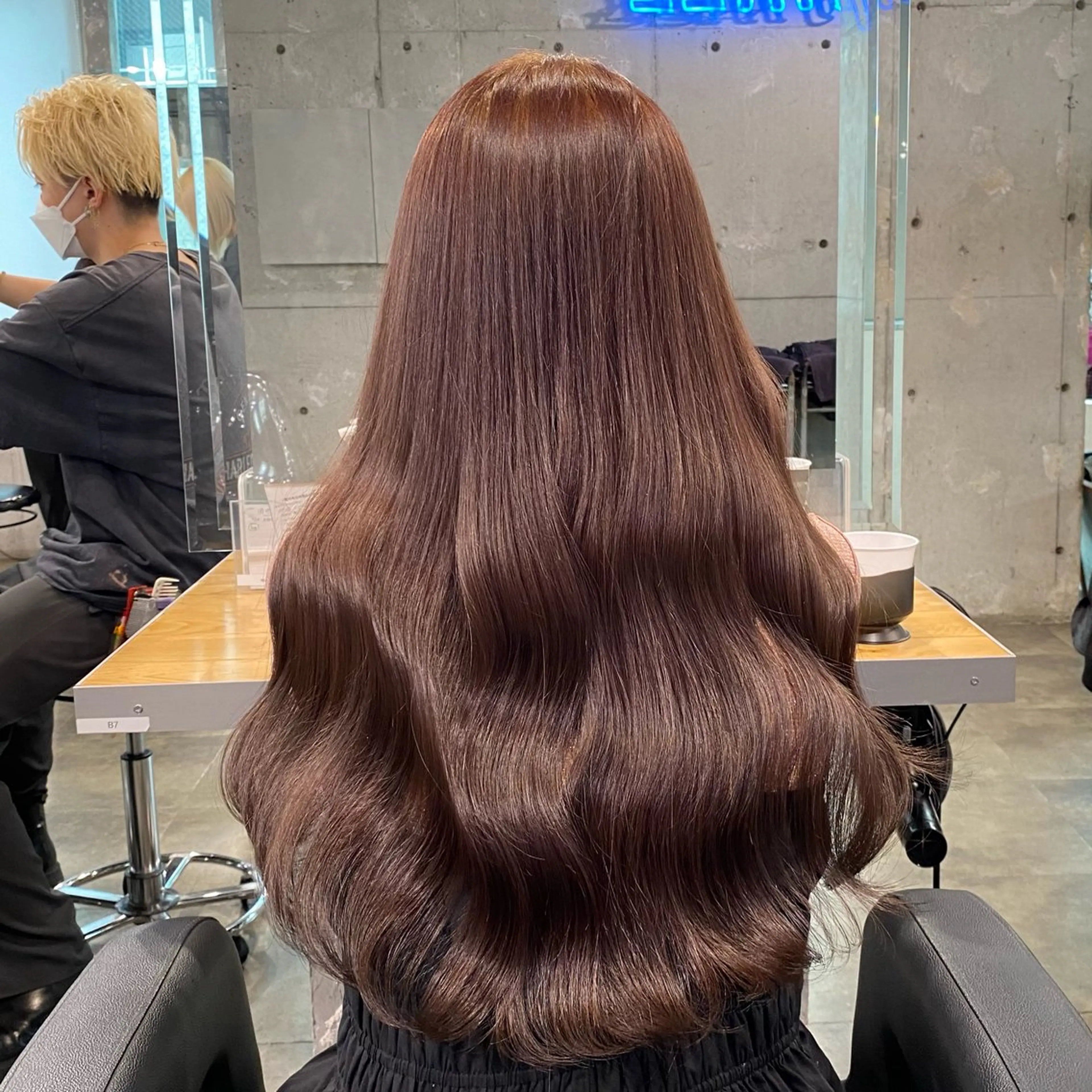 ロング カラー IS所属・横浜美容室/透明感 カラー/レイヤーのヘアスタイル