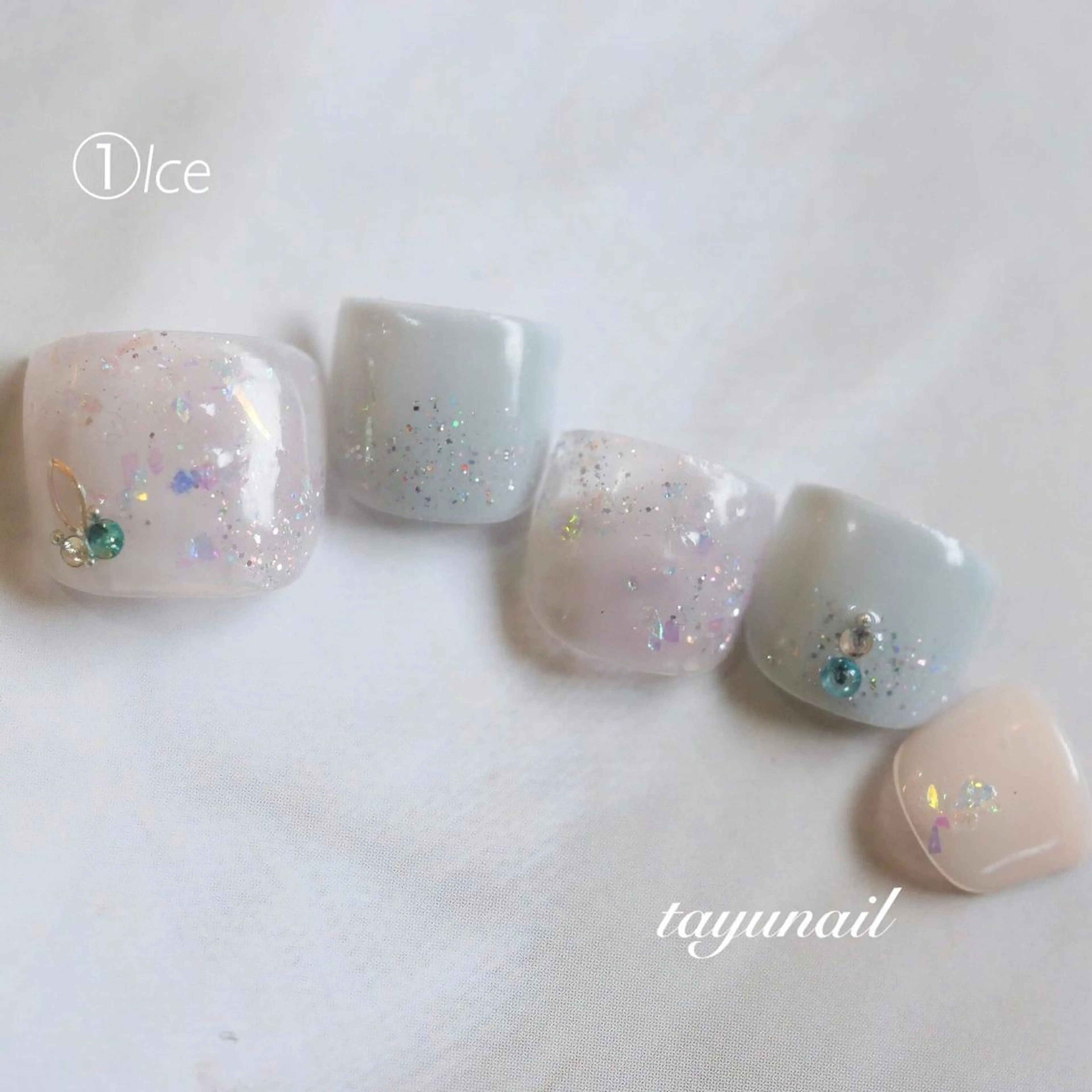 ネイル アートネイル ブルー フットネイル ジェルネイル ワンカラーネイル フットネイル ネイルサロン・ネイルスクール　たゆnail所属・ネイルサロン 【たゆnail】のネイルデザイン