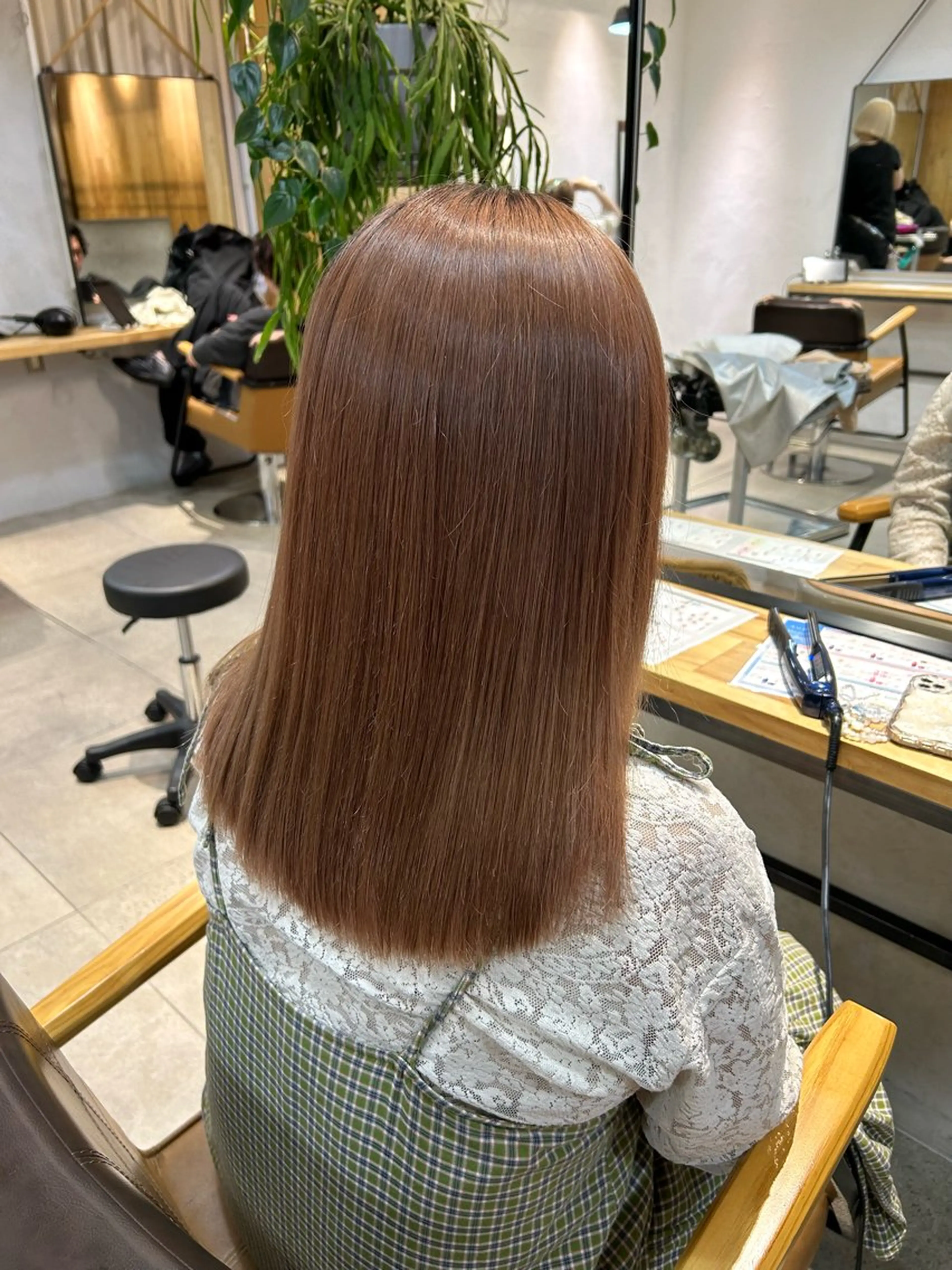 ミディアム トリートメント トリートメント moeka 表参道のヘアスタイル