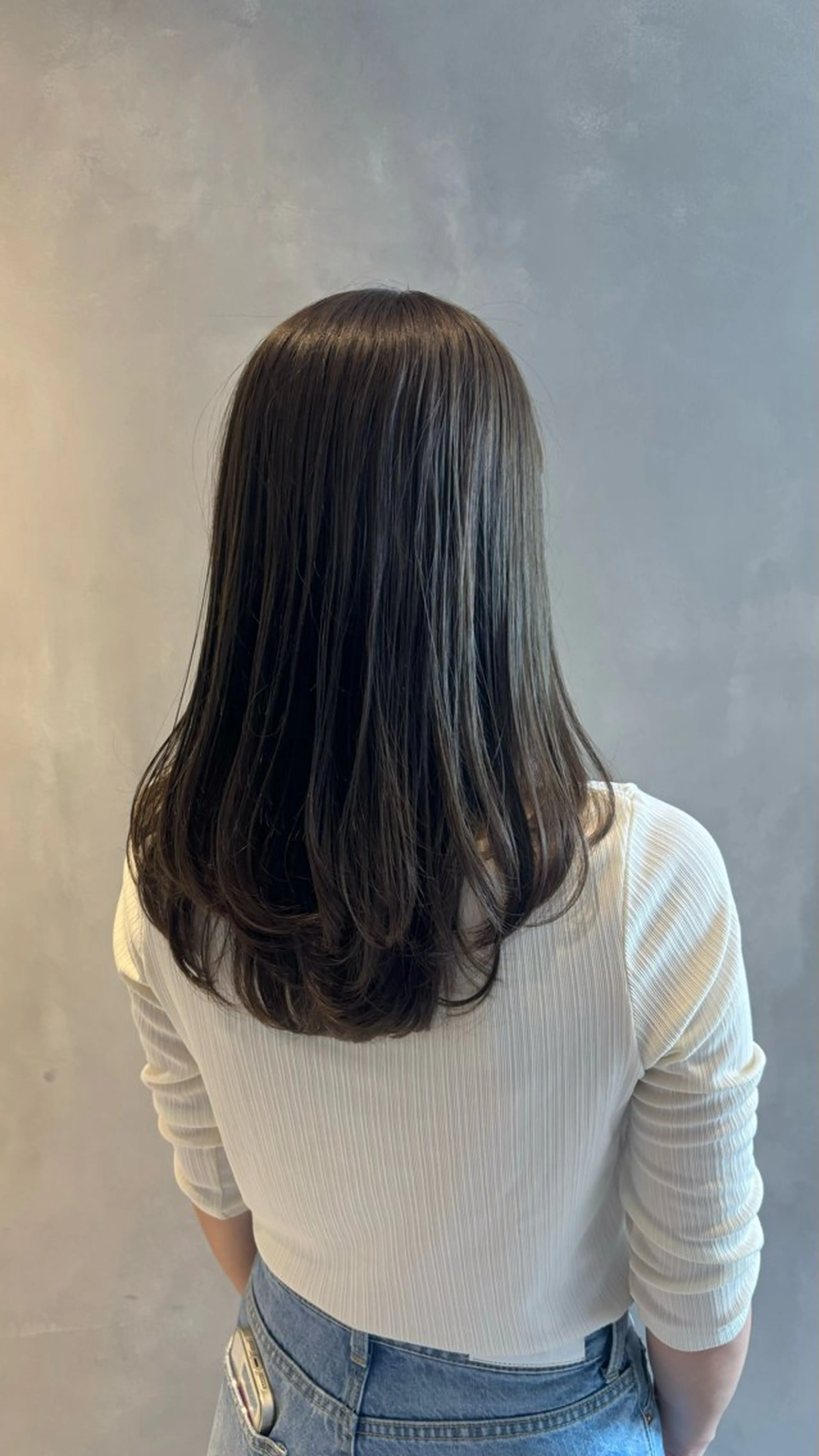 ロング カット ヘアカラー 長瀬 友唯のヘアスタイル