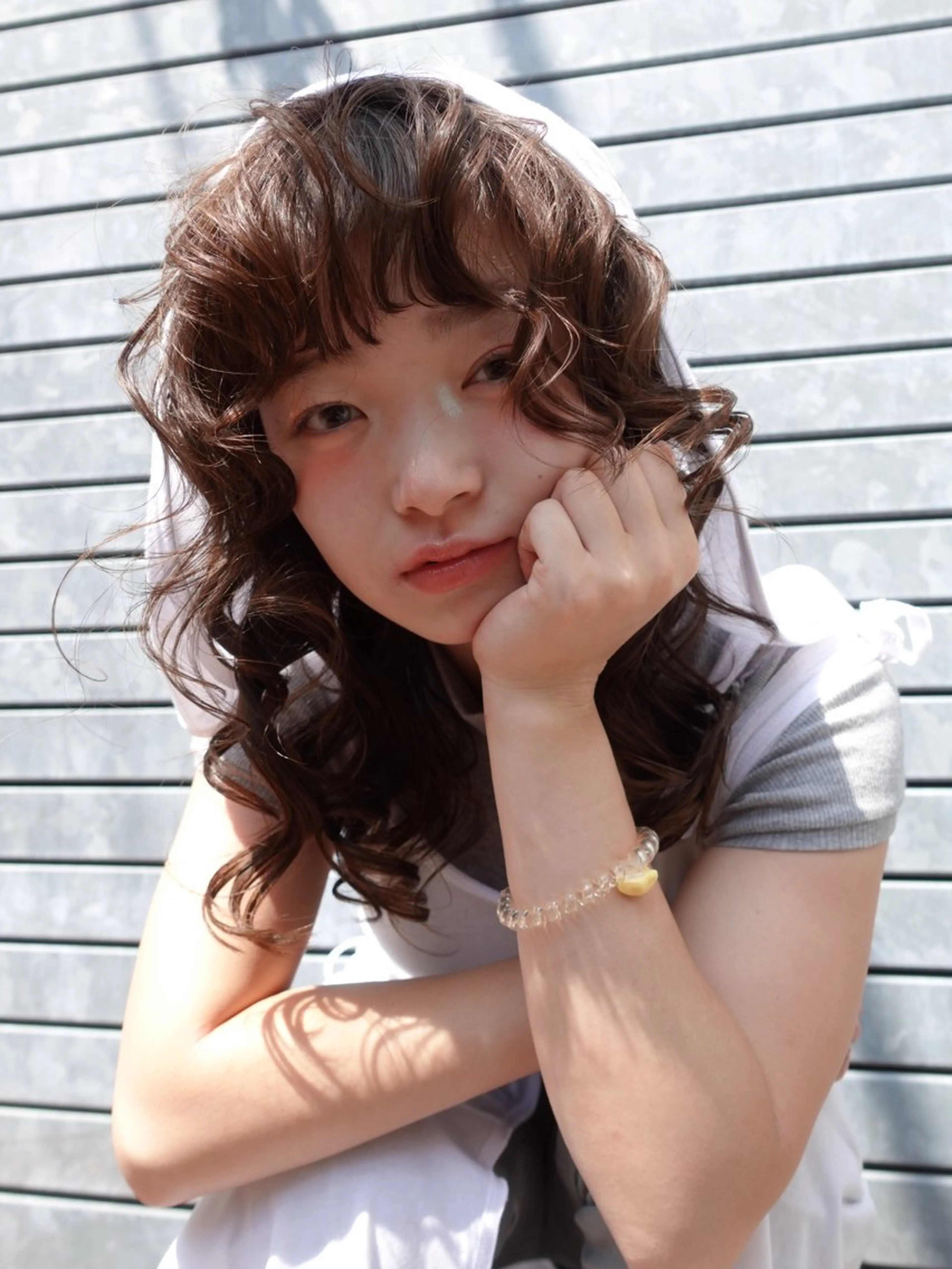 ミディアム カラー ミディアムパーマ カット ヘアカラー sakoda shunkiのヘアスタイル