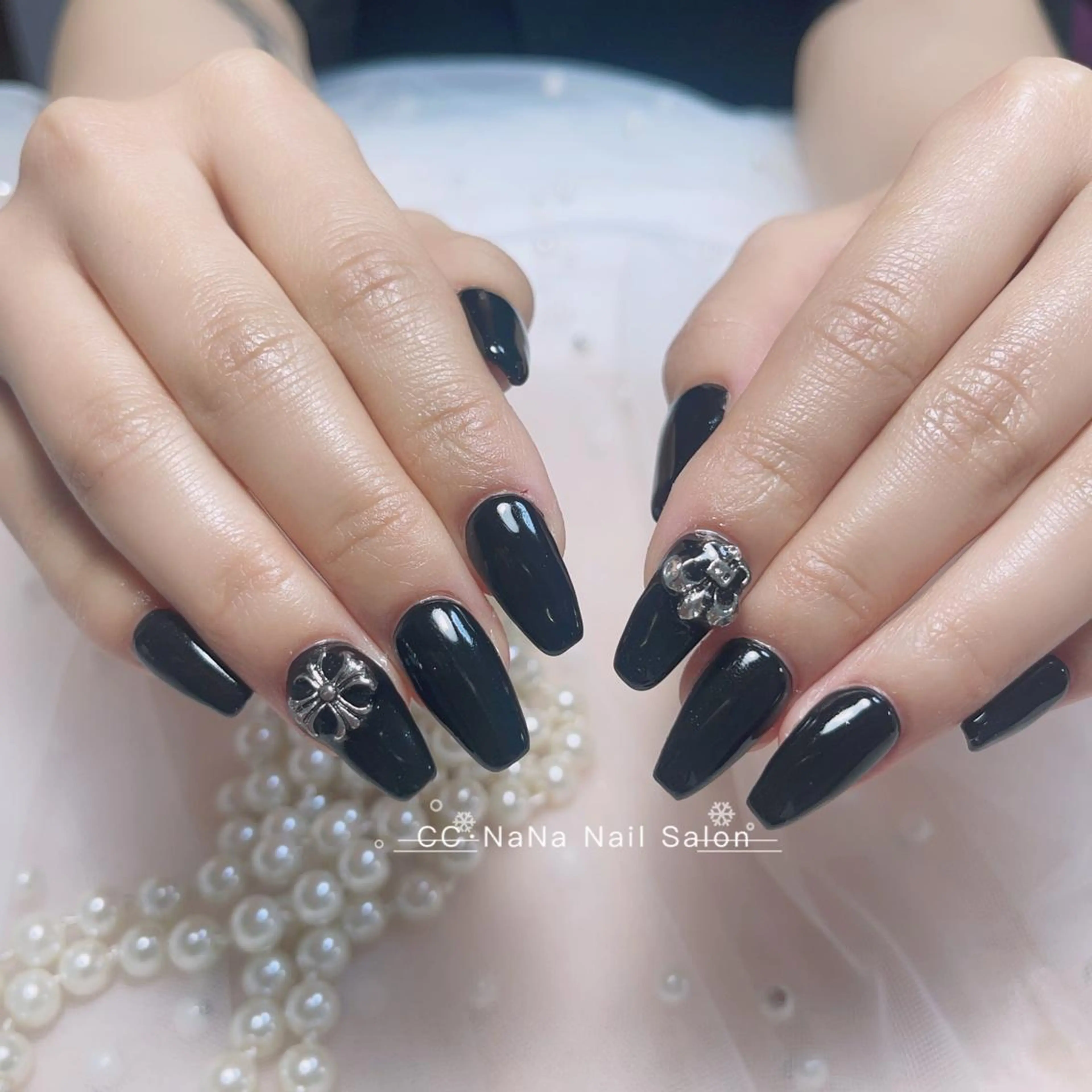 ネイル チークネイル フラッシュネイル ジェルネイル ハート キラキラネイル ハンドネイル 💎CC・NaNa 韓国風ネイル🌙Cのネイルデザイン