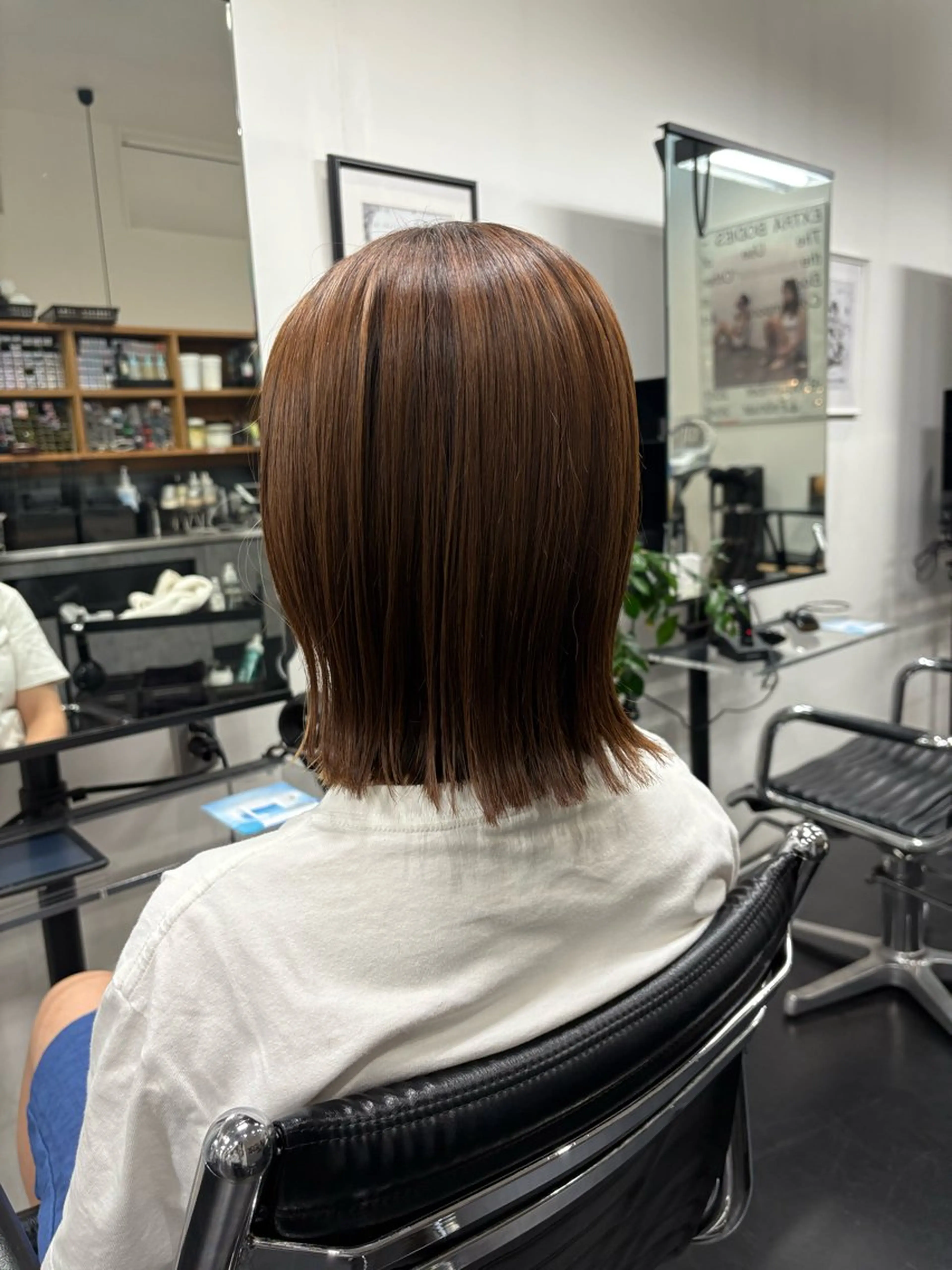 ミディアム ボブ 外ハネヘア inchelsea所属・宇野 鈴花のヘアスタイル