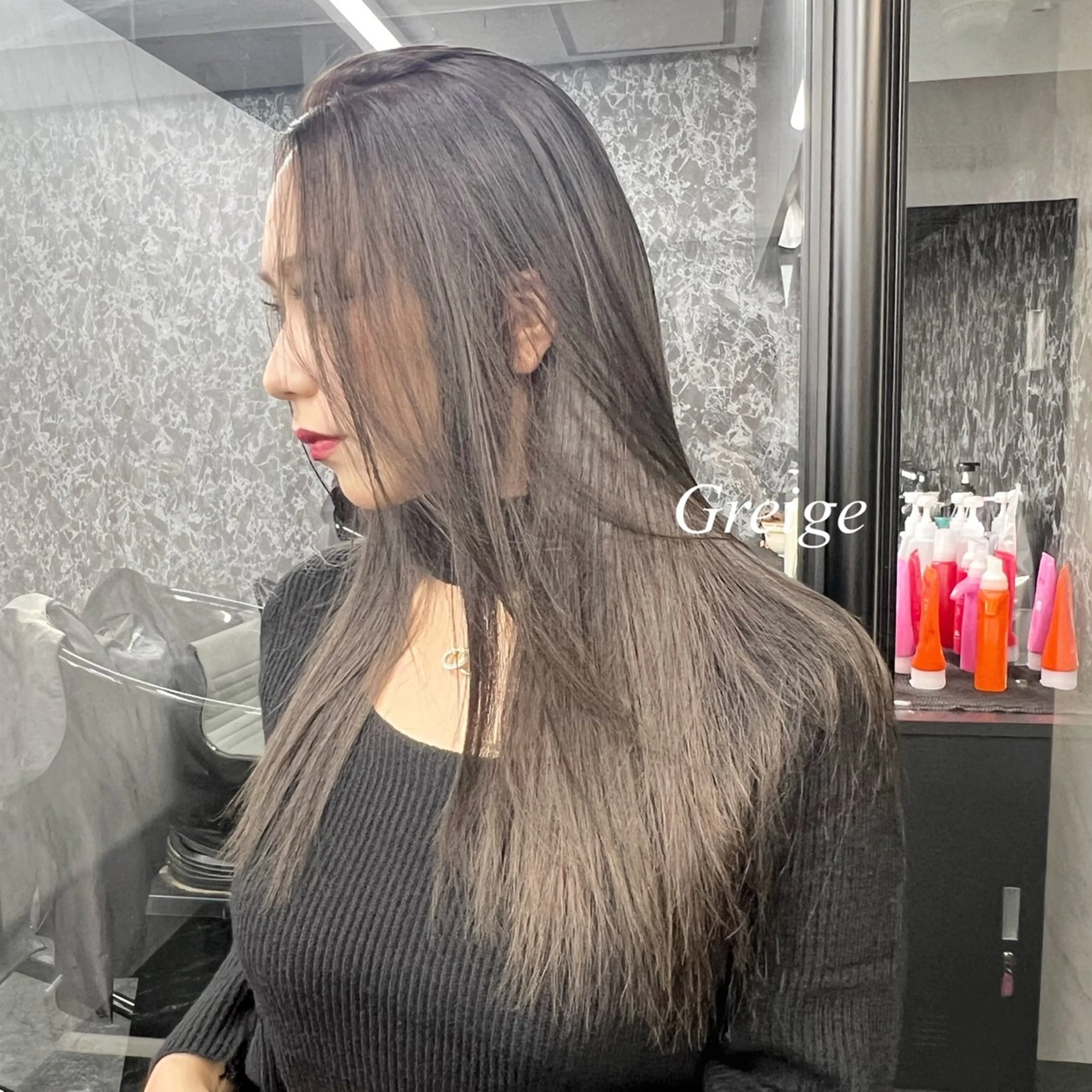 ロング カラー シールエクステ ハイトーンカラー エクステ ヘアカラー シールエクステ特化 ハイトーン、NANAのヘアスタイル