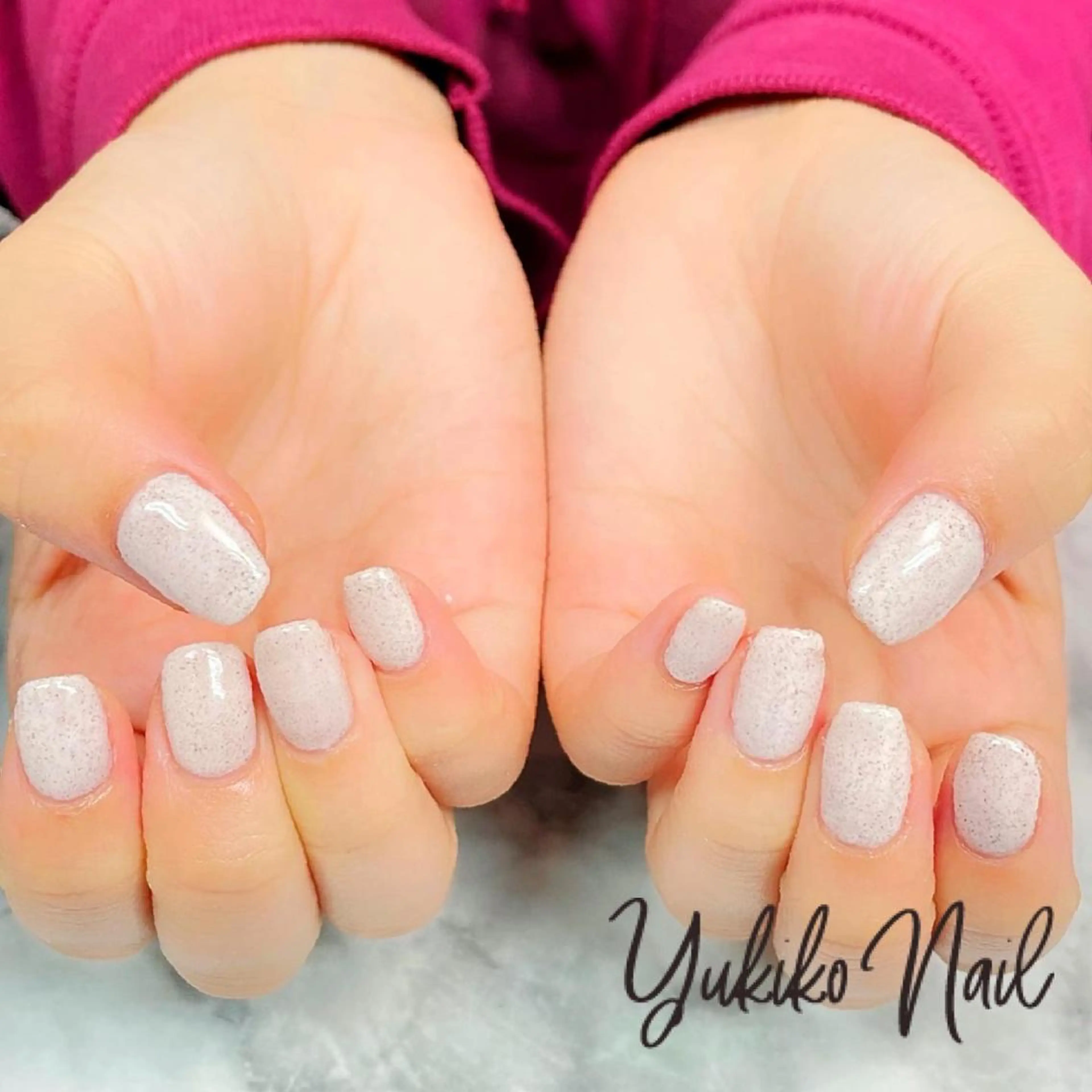 ネイル ジェルネイル ワンカラーネイル シンプルネイル スクエアネイル ホワイト ハンドネイル ユキコ ネイルのネイルデザイン