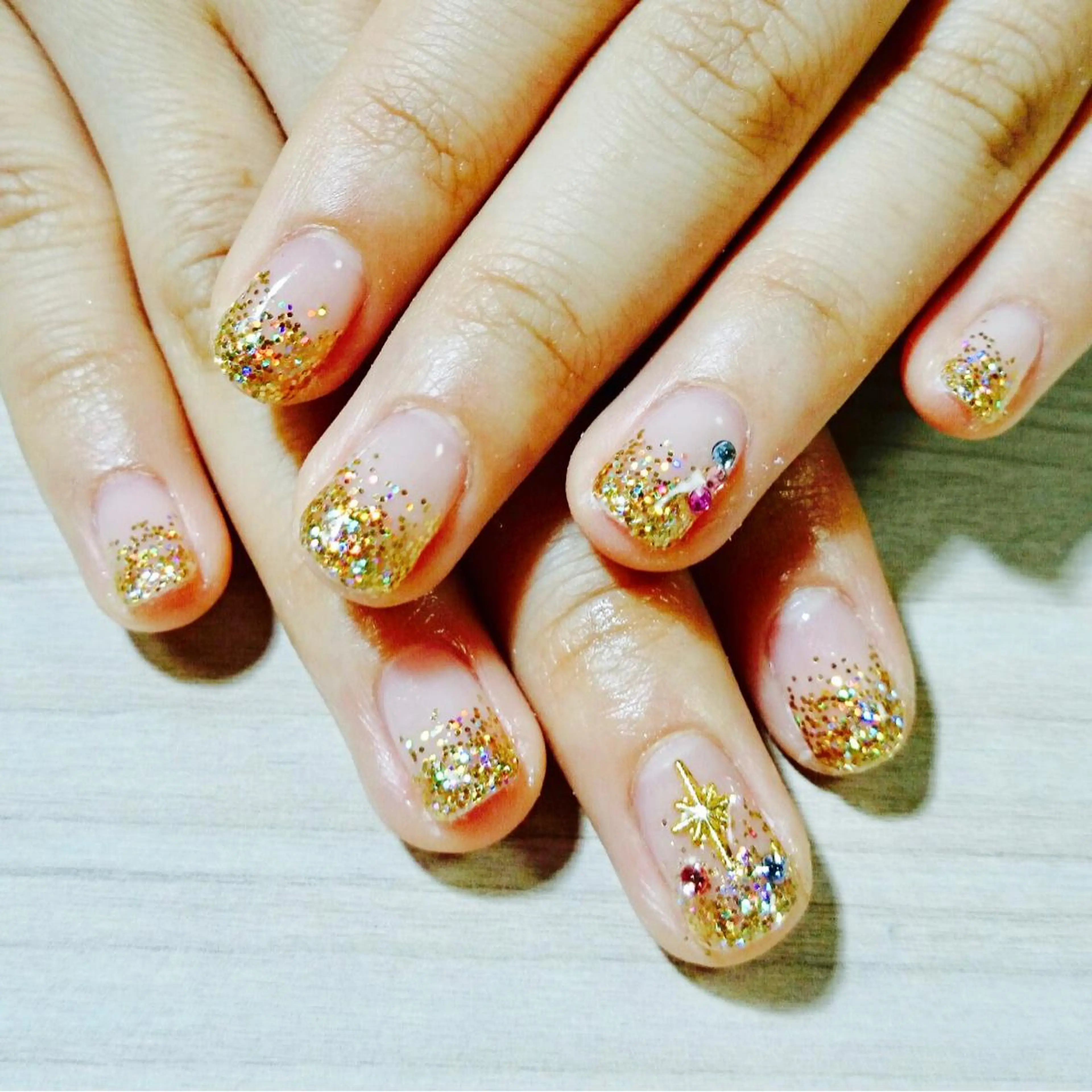 ネイル シンプルネイル 安藤 Charlotteのネイルデザイン