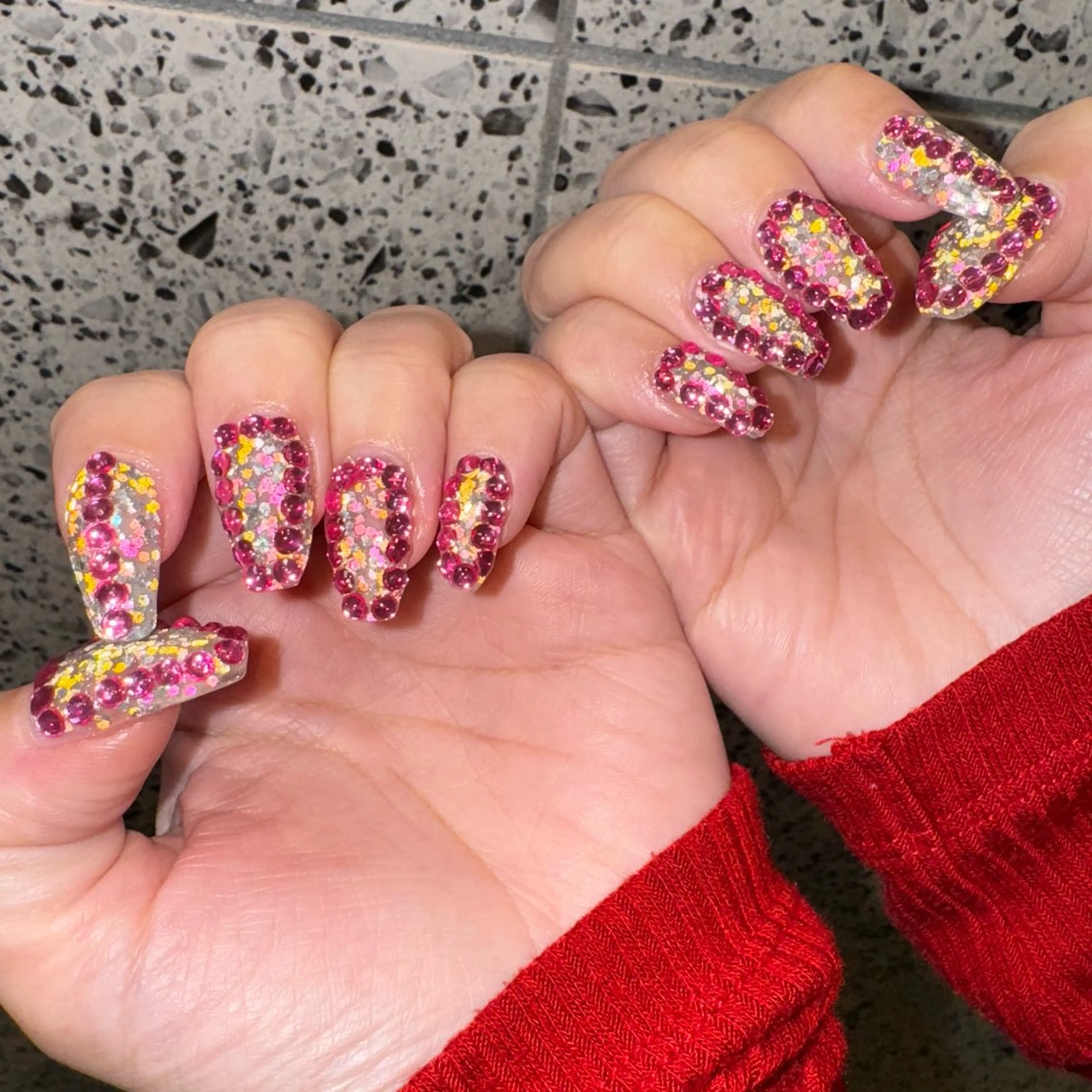 ネイル フラッシュネイル RIEKO🍒 ワンホン♡推しネイルのネイルデザイン