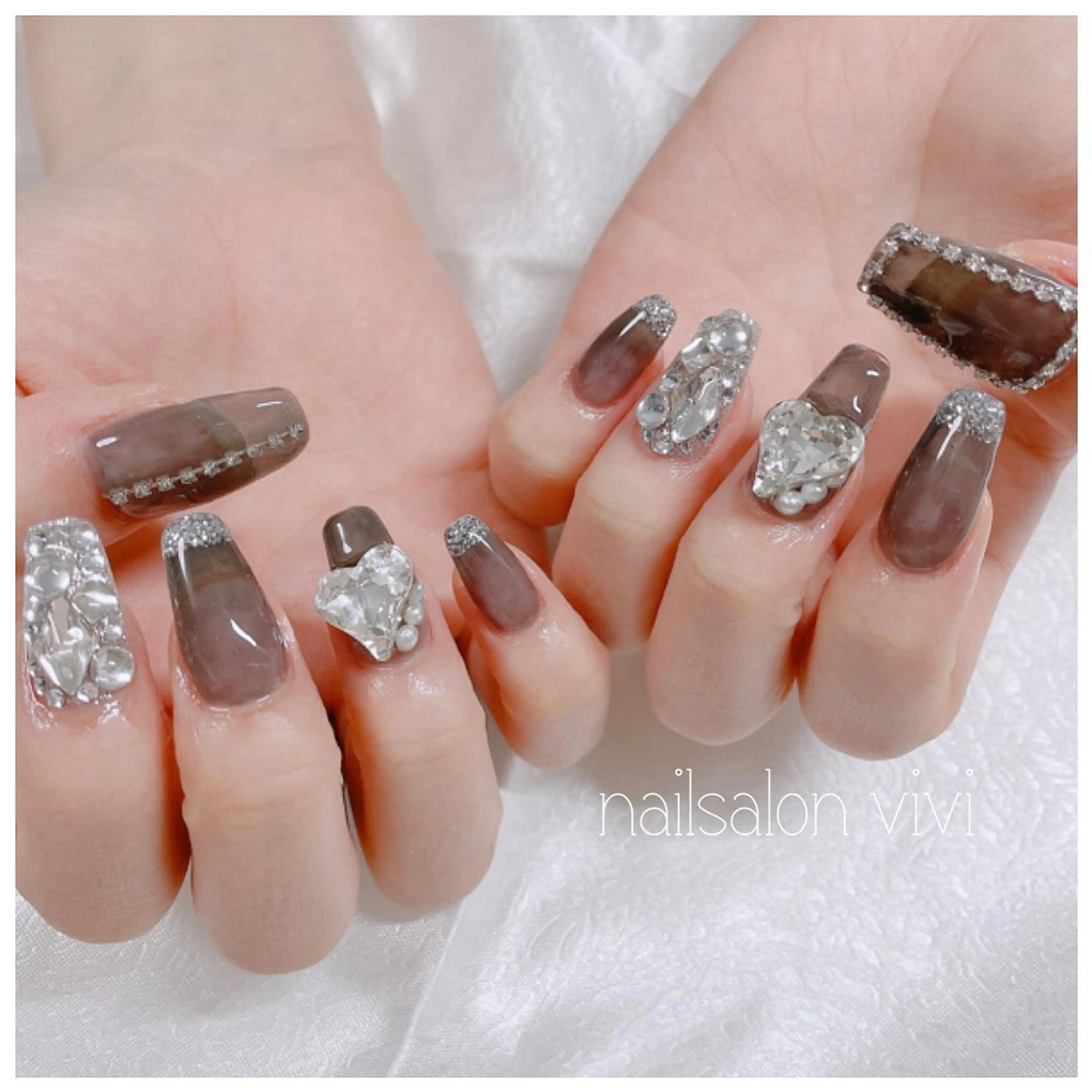 ネイル ＶＩＶＩ nailsalonのネイルデザイン