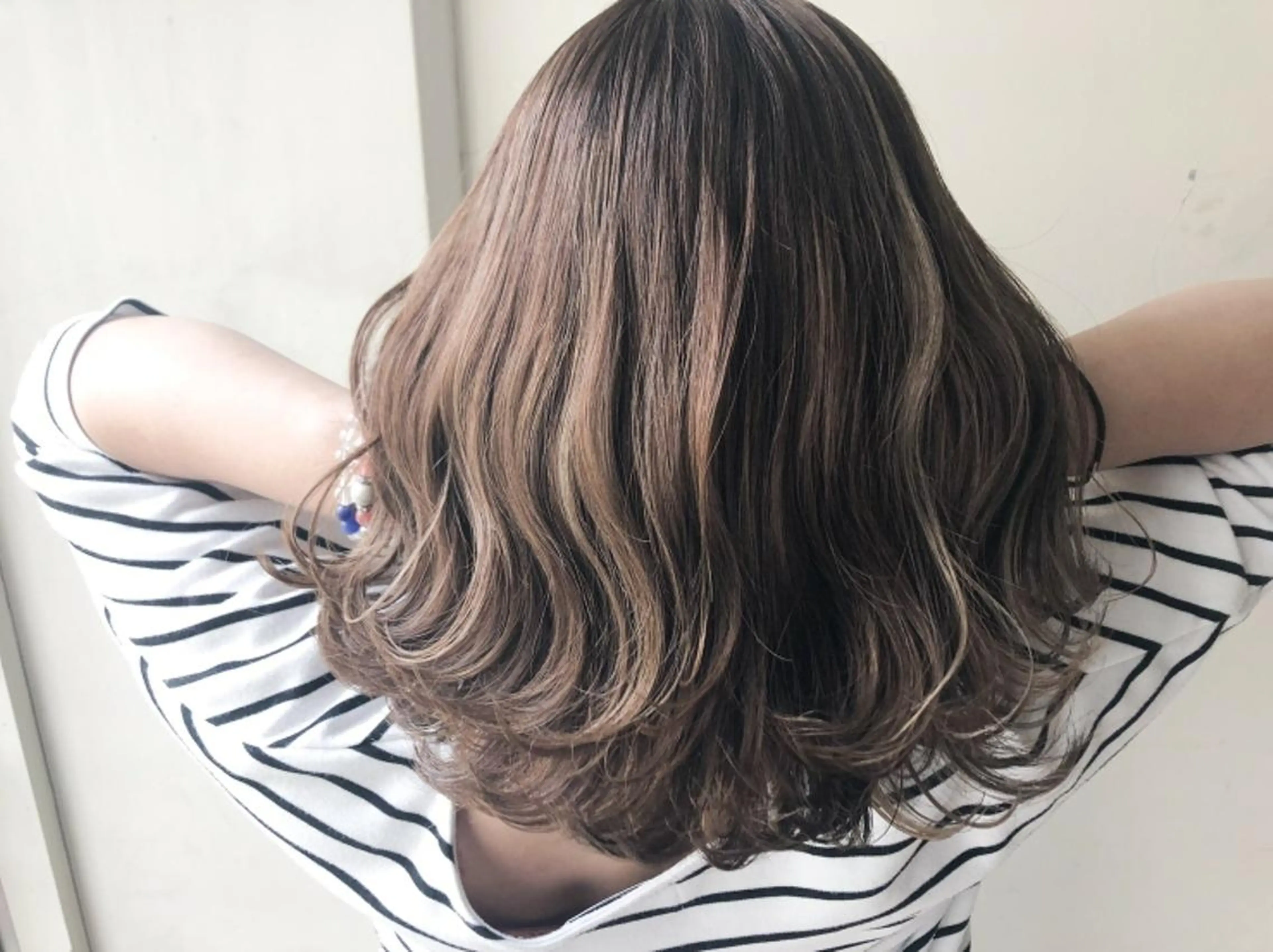 ミディアム カラー マンツーマン1日2名 様限定Lily高橋✂のヘアスタイル