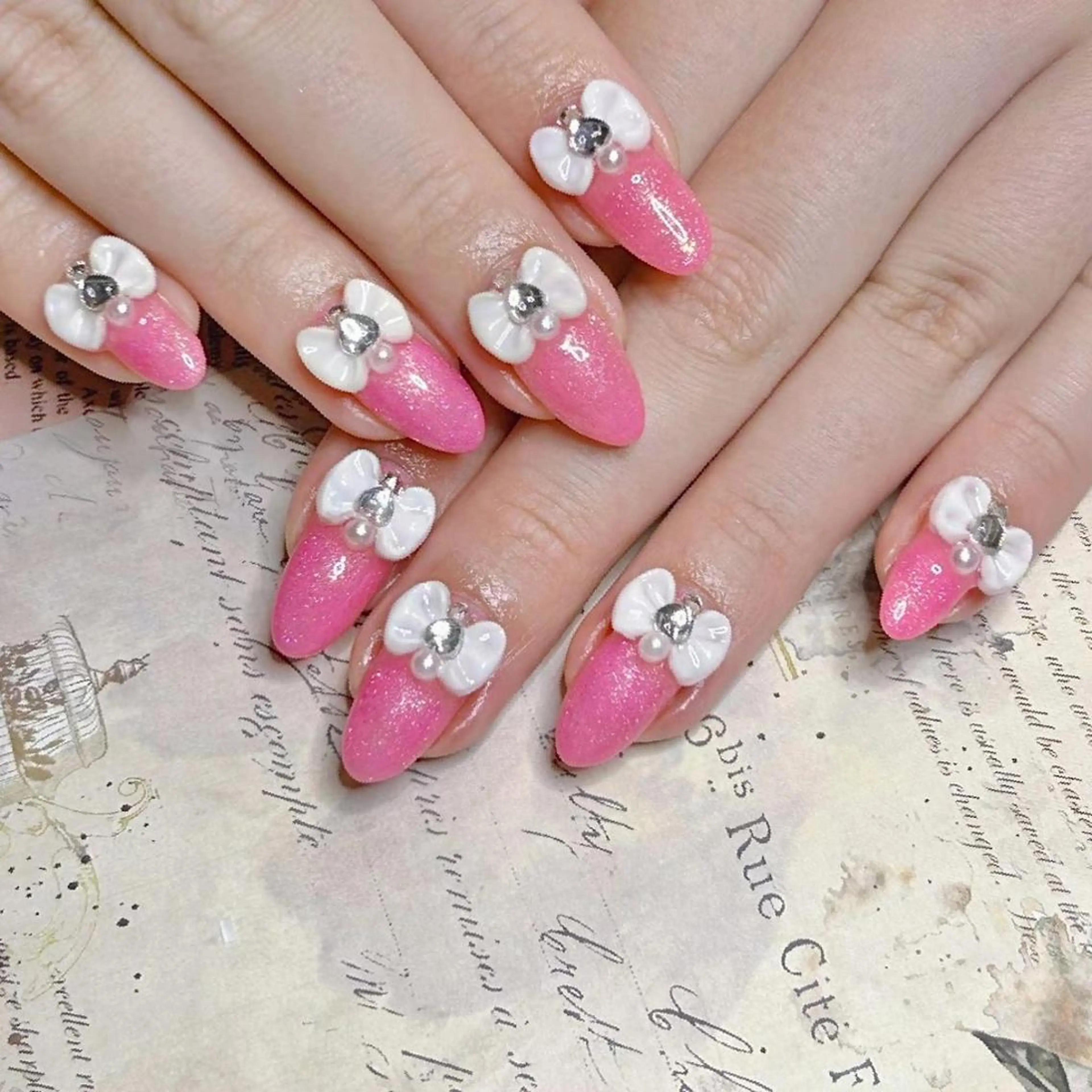 ネイル NOIROUGE所属・NOI ROUGEのネイルデザイン