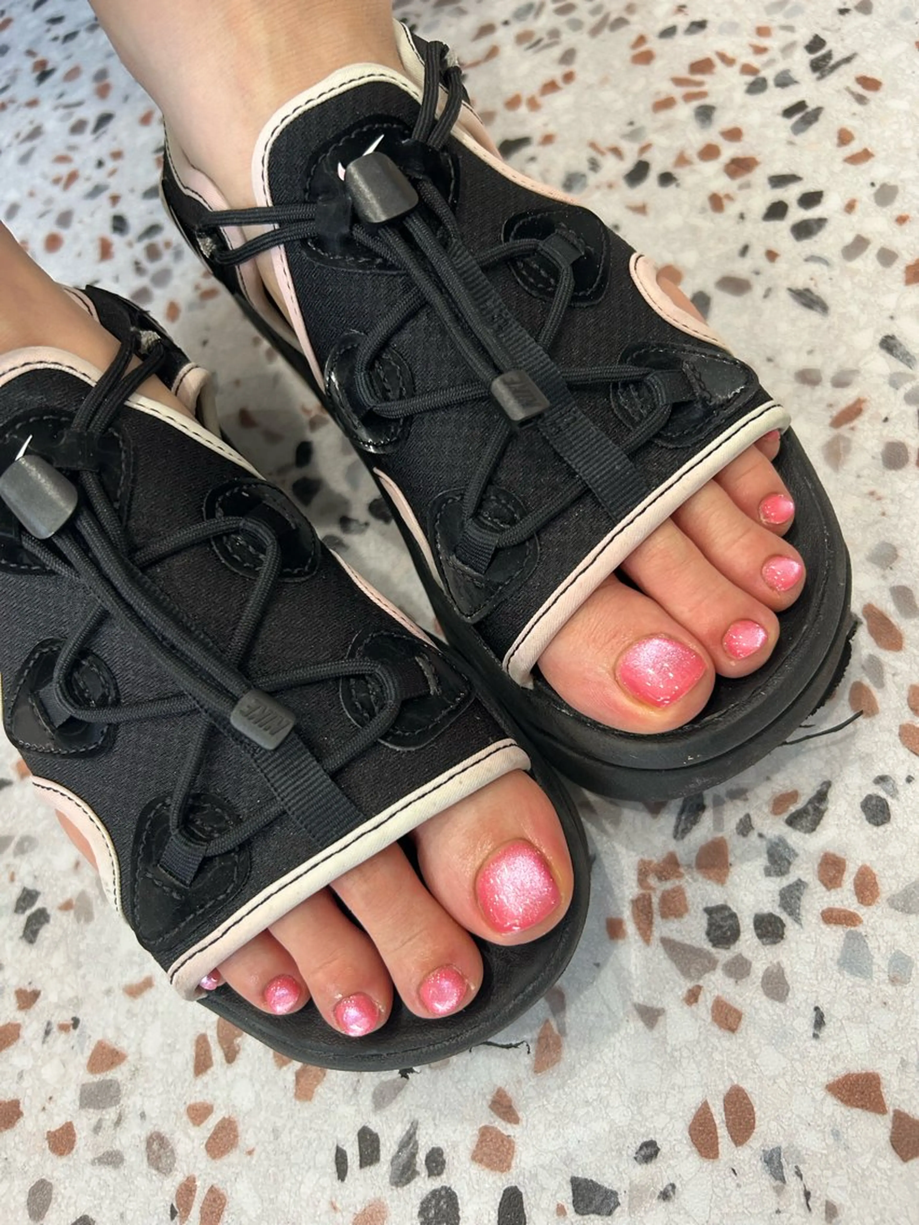 ネイル フットネイル 小松 千冬snazzyのネイルデザイン