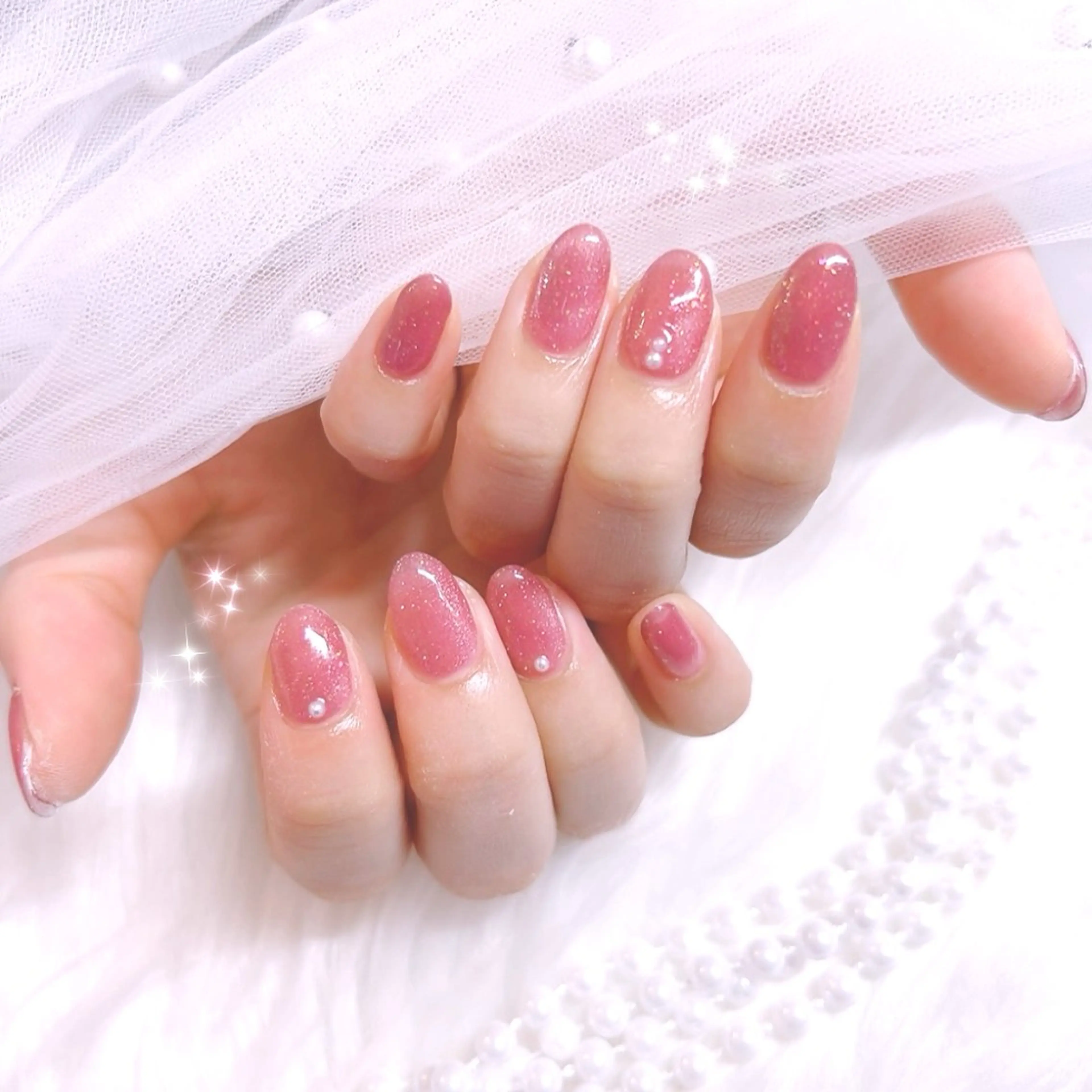 ネイル マグネットネイル ハンドネイル Charlie所属・Charlie 🖤のネイルデザイン