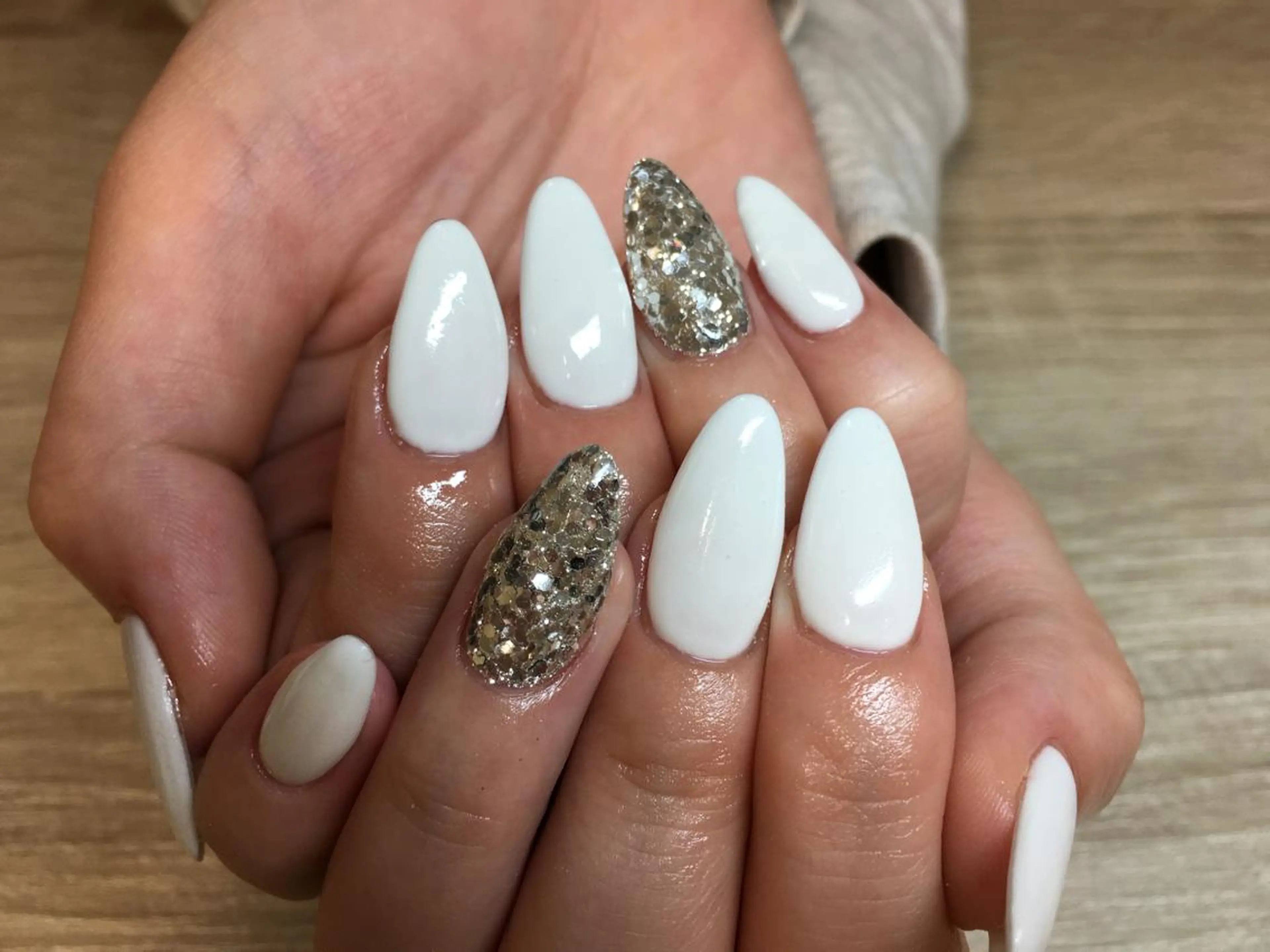 ネイル 長さ出し シンプルネイル syuri nailのネイルデザイン