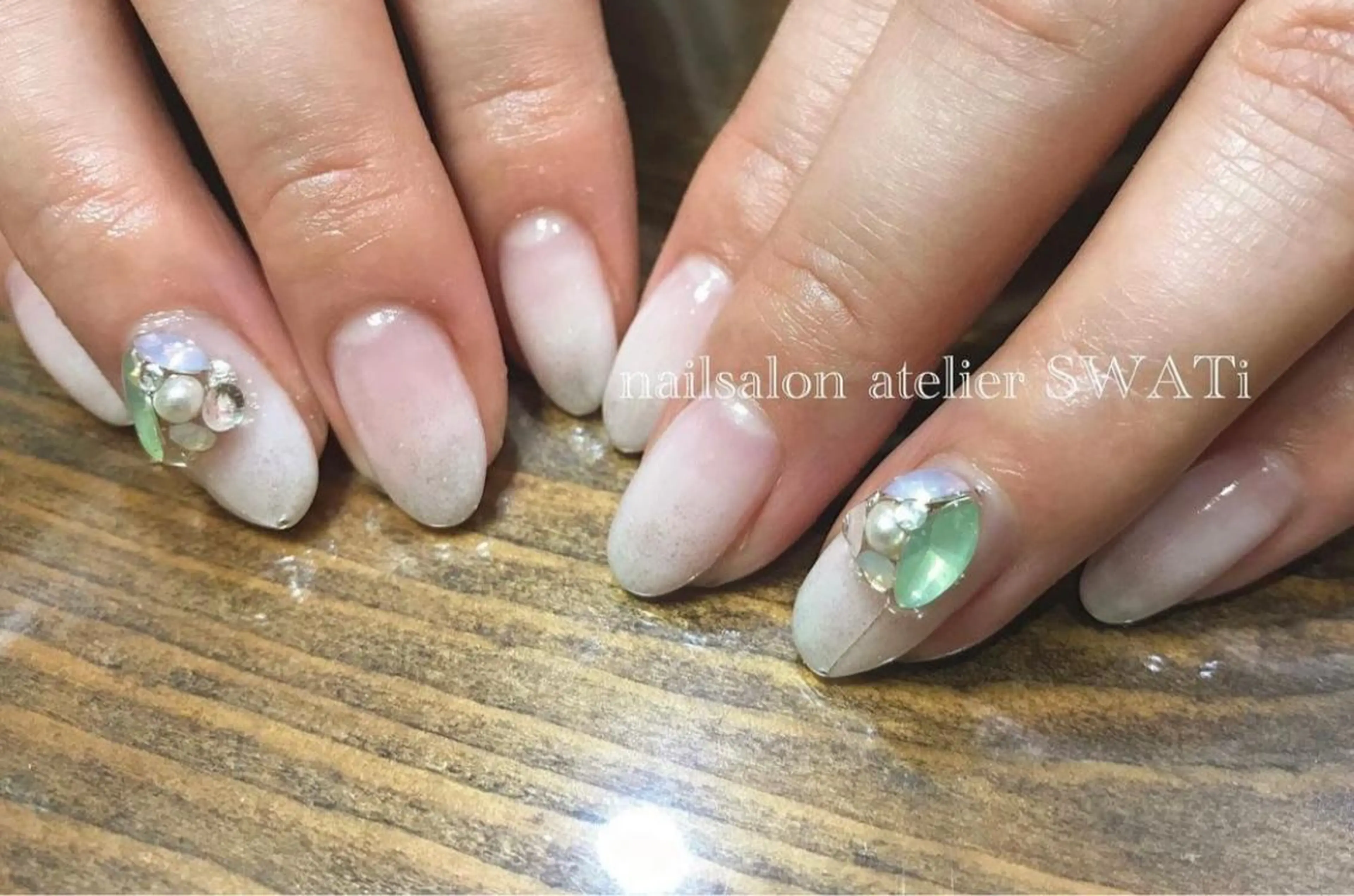 ネイル ヘアーサロン大野所属・nailsalon SWATiのネイルデザイン