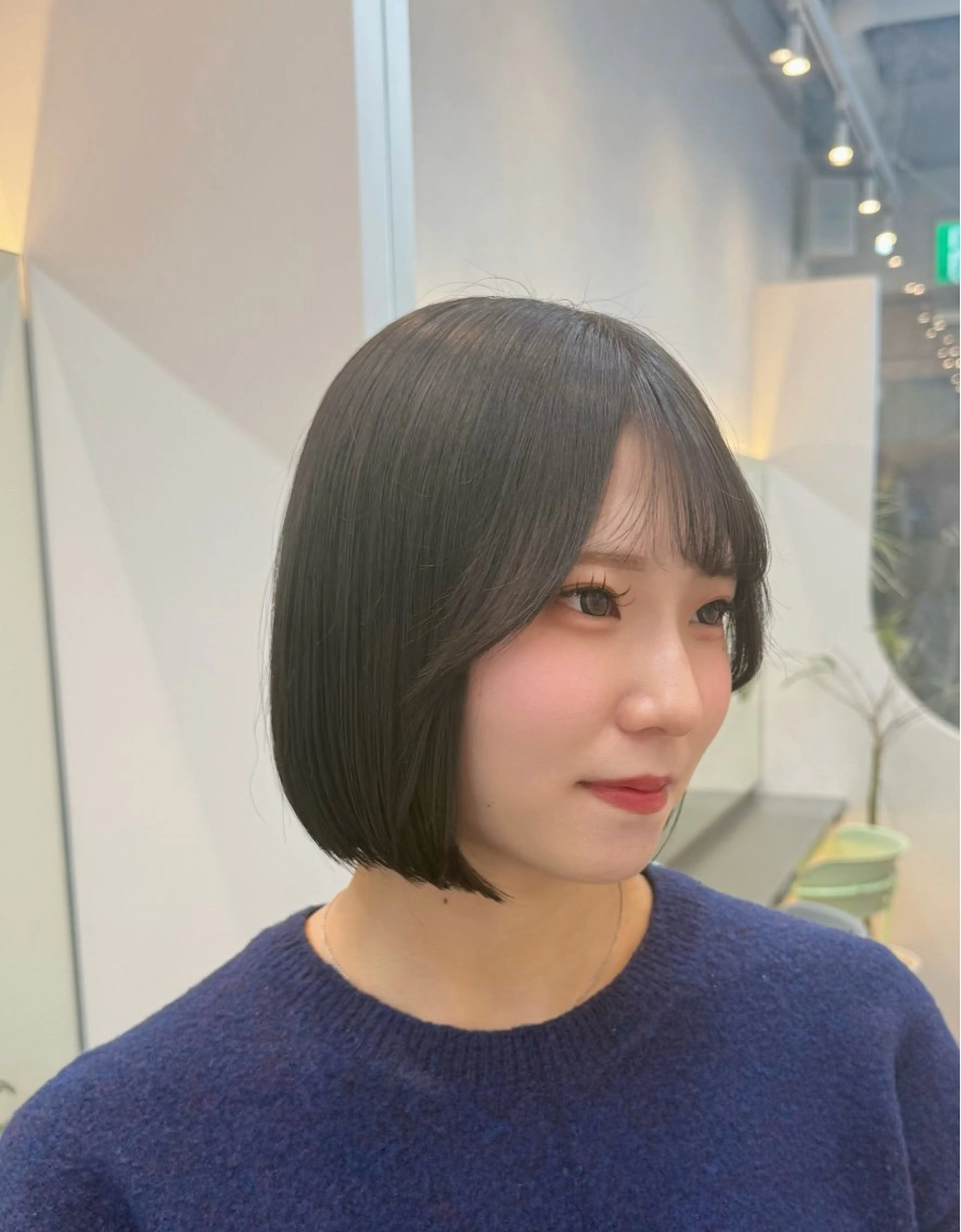 ミディアム カット ヘアカラー トリートメント Hello by Sea所属・レイヤー/艶髪/ボブ /くびれ/伊藤　勇司のヘアスタイル