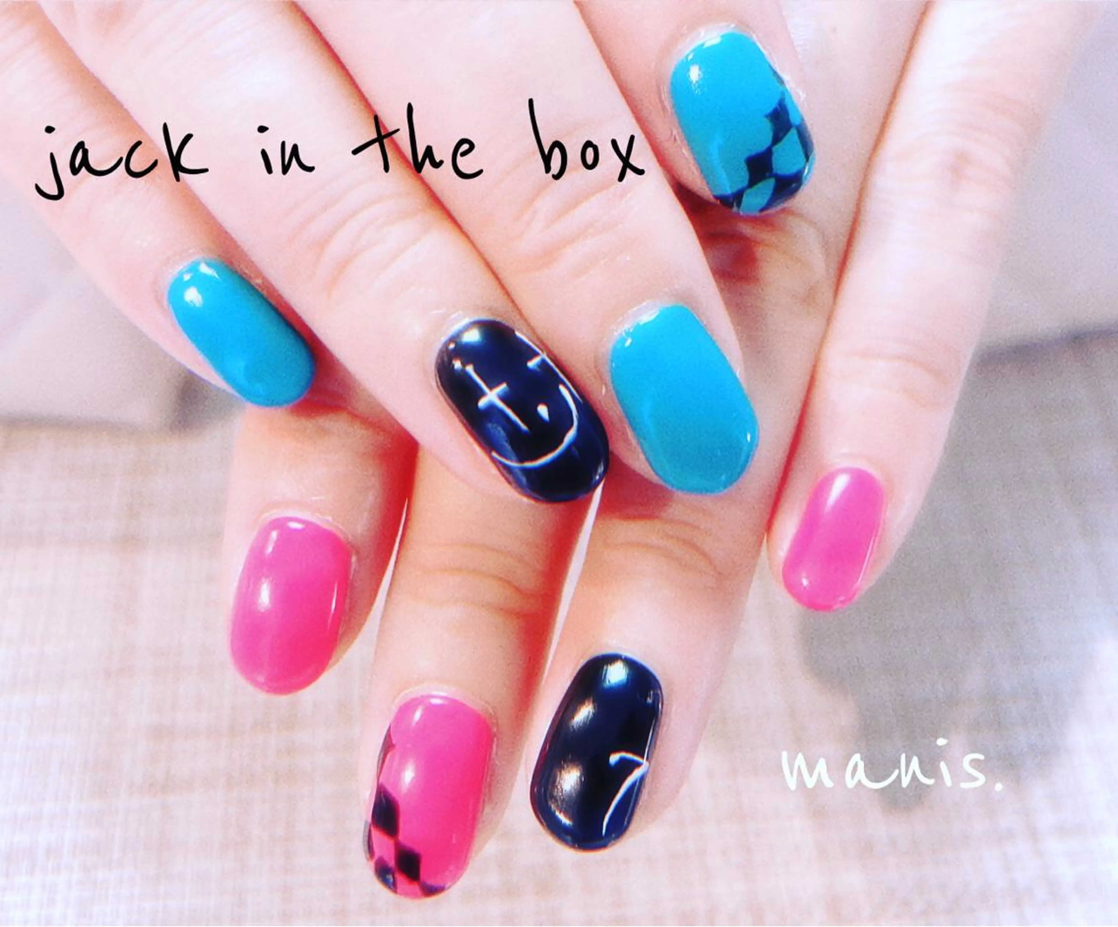 ネイル manis .のネイルデザイン