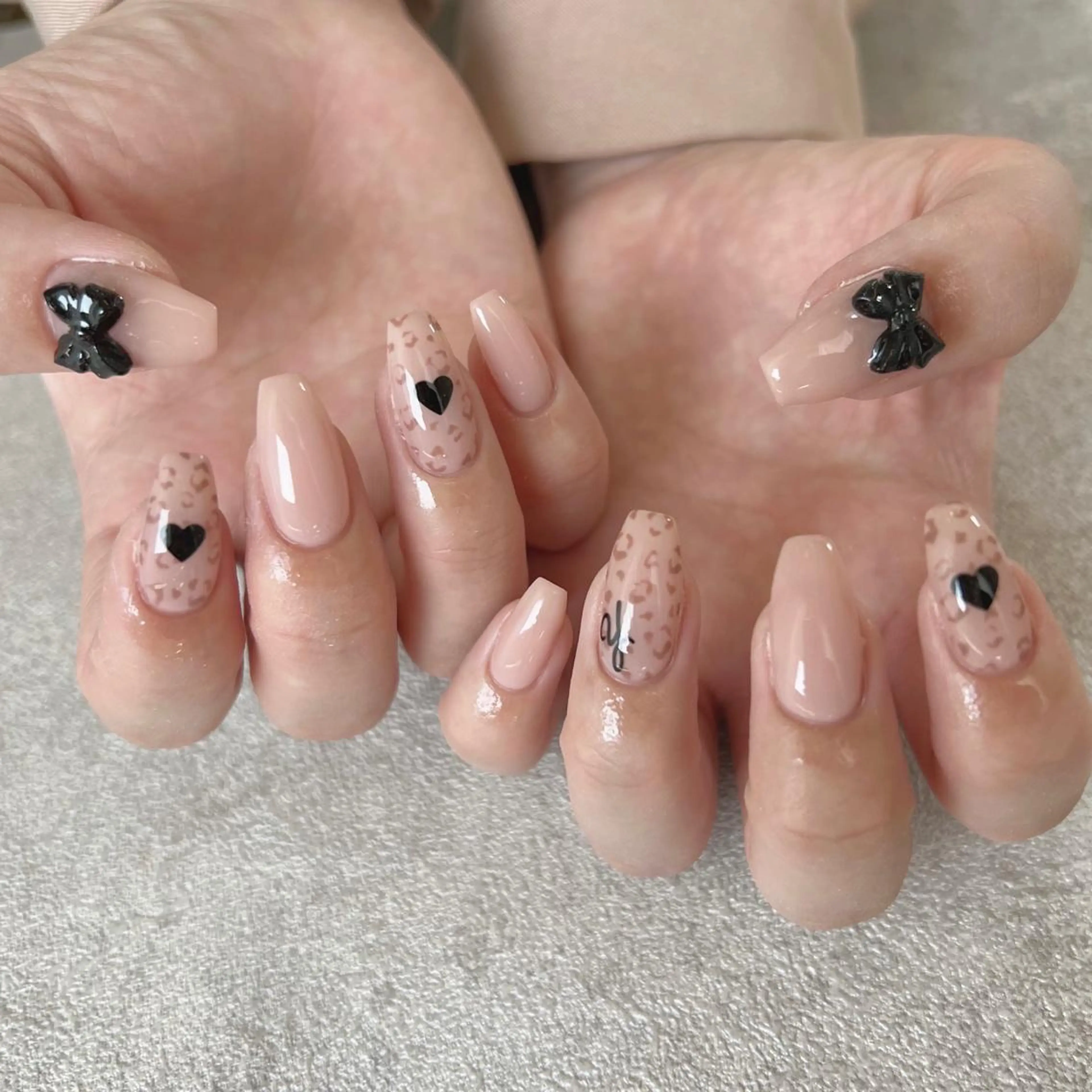 ネイル リボン ハンドネイル 川端 京香のネイルデザイン