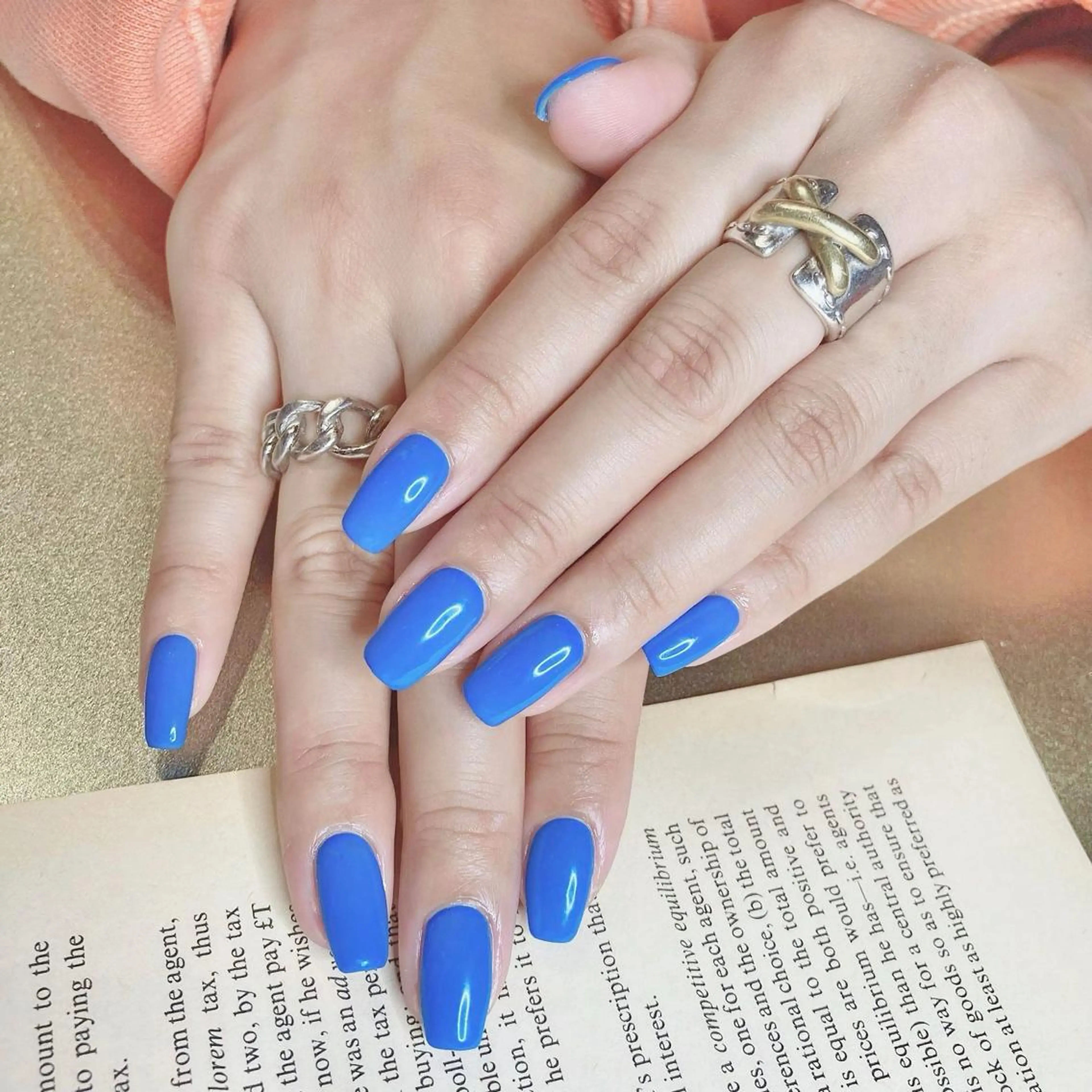 ネイル NOIROUGE所属・NOI ROUGEのネイルデザイン