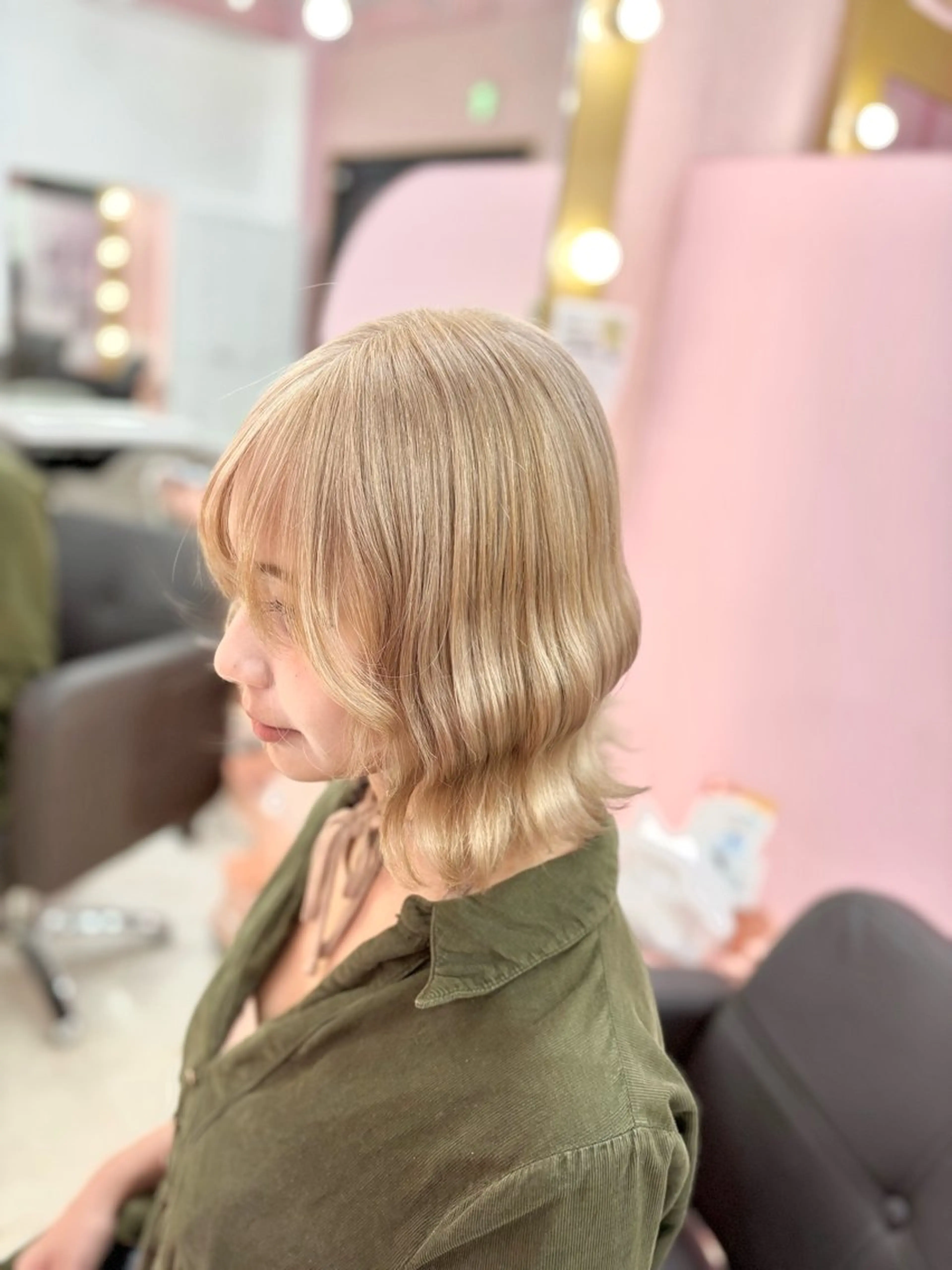 ミディアム カラー 甘ふわgirly🎀 ハイトーン🤍Ramのヘアスタイル