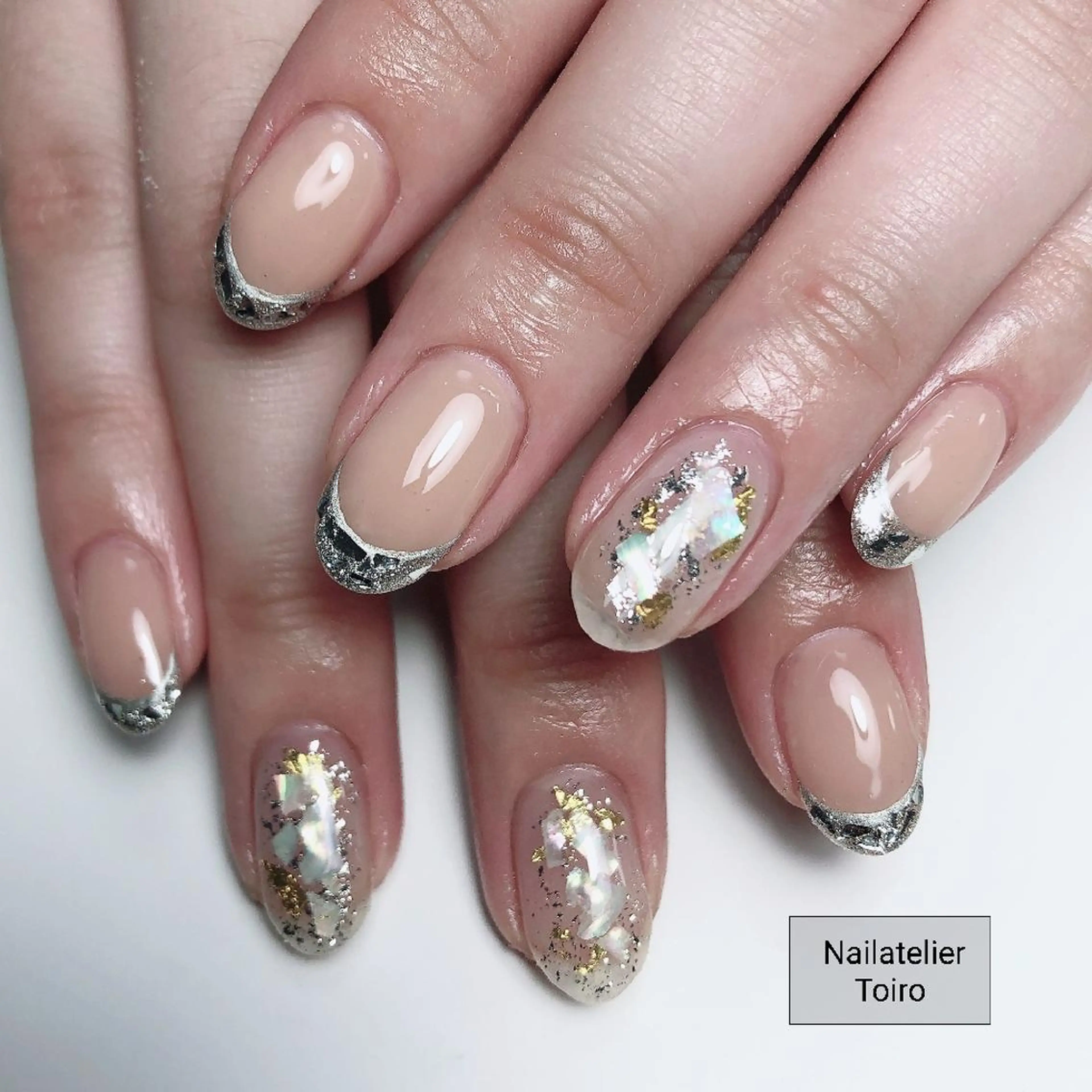 ショート ネイル フレンチネイル ガラスフレンチ ☺︎山部 志麻☺︎のネイルデザイン