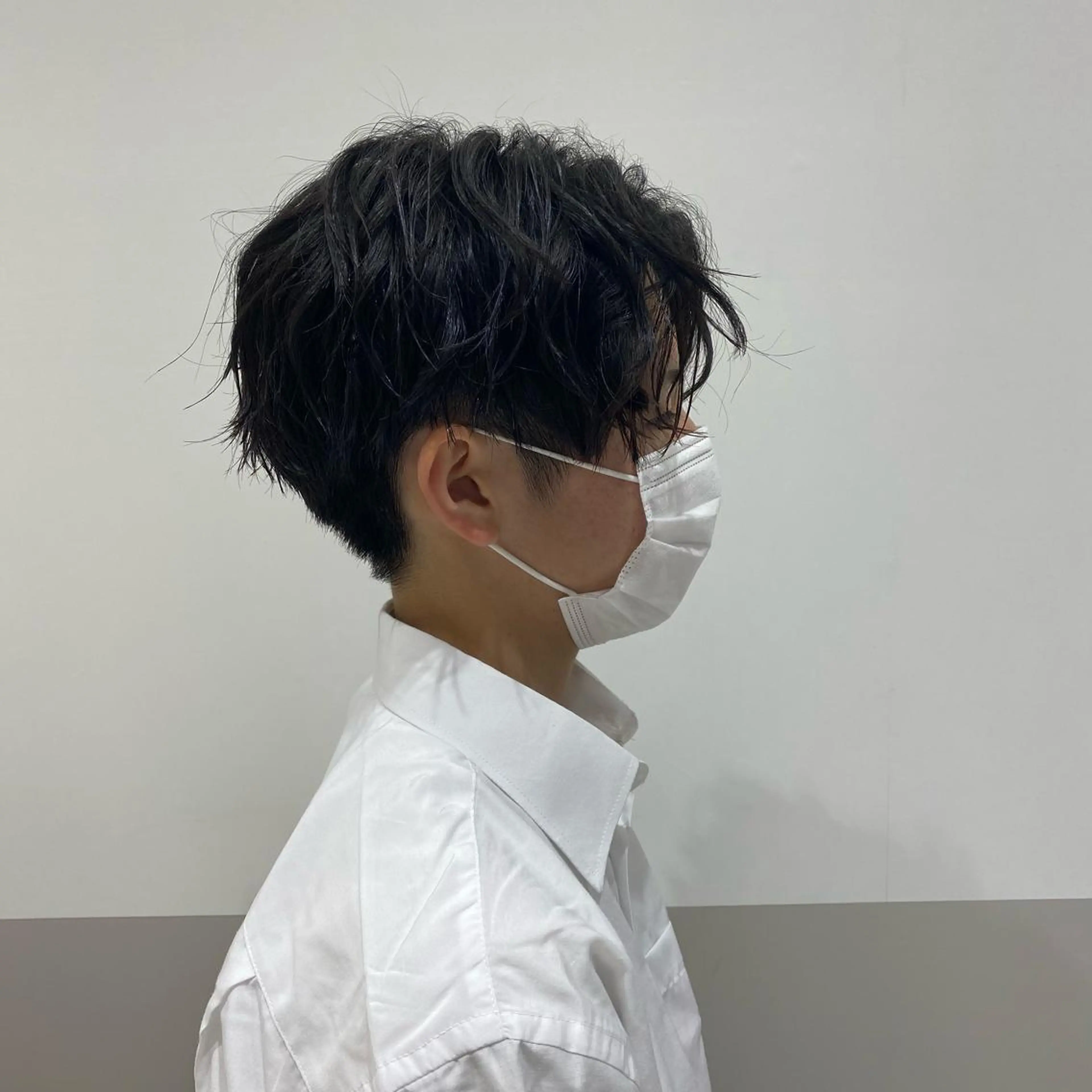 ショート パーマ メンズ センターパート メンズパーマ スパイラルパーマ 💫副店長💫 篠崎 はやとのヘアスタイル