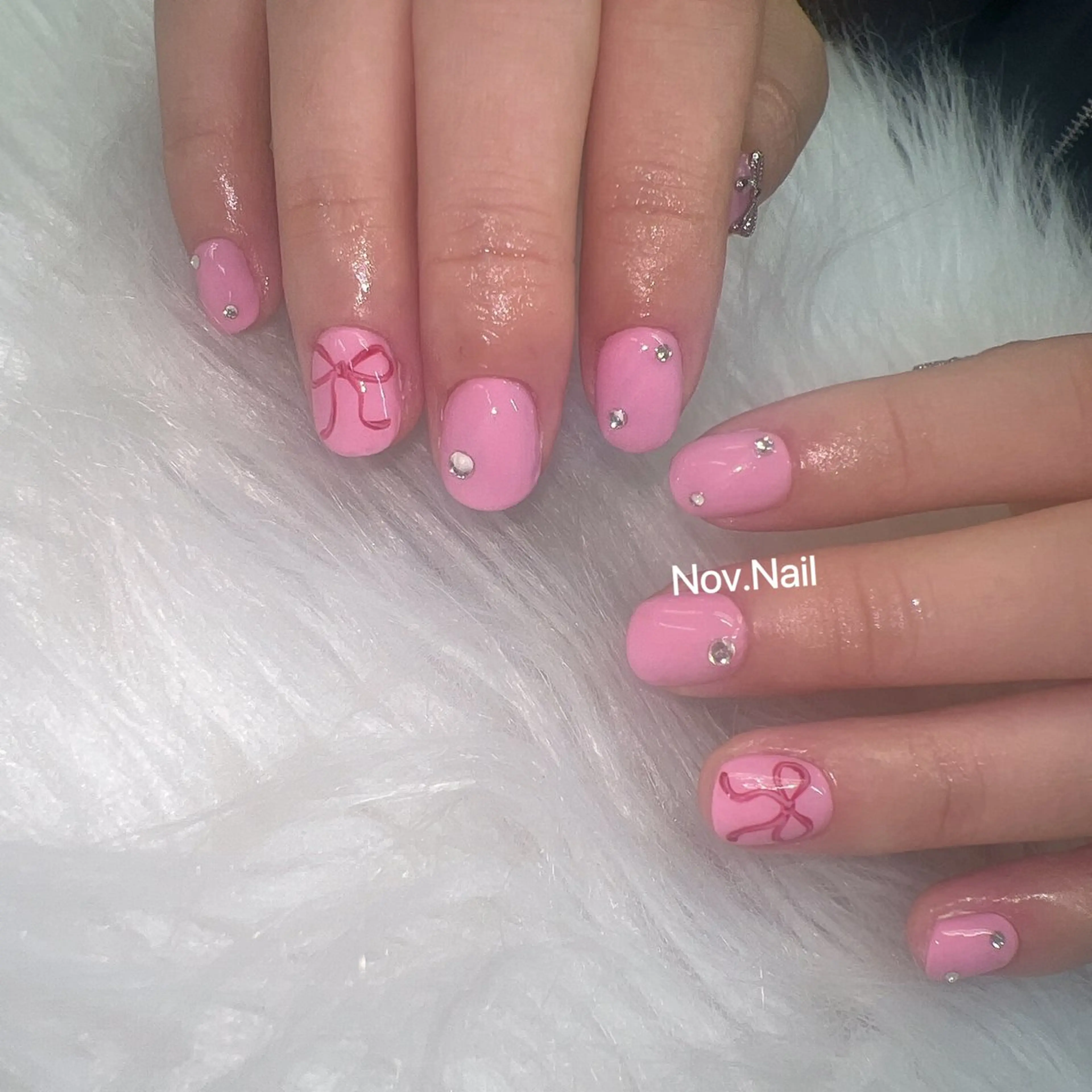 ネイル ノブ.ネイルサロン所属・ノブ ネイルのネイルデザイン