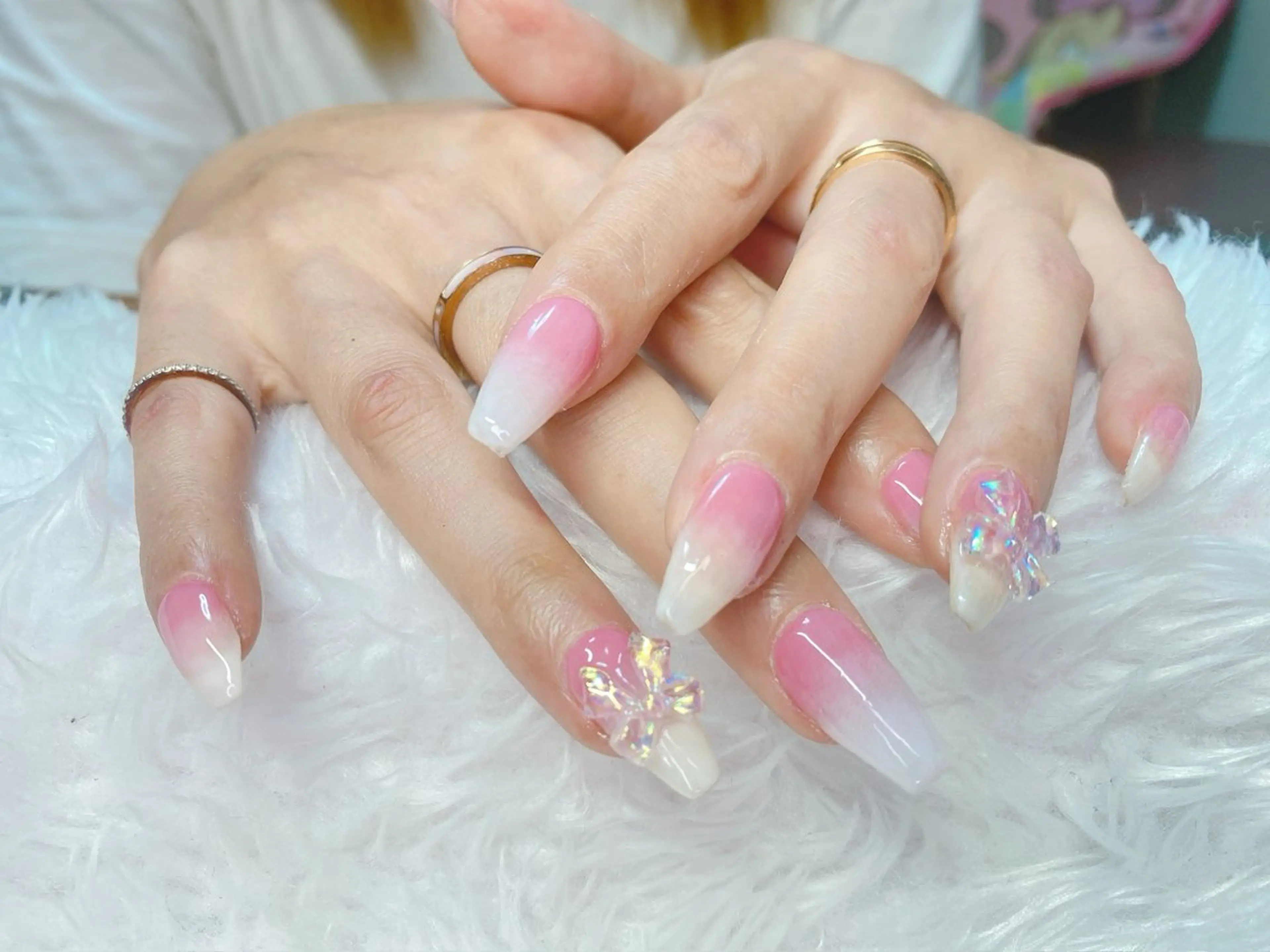 ネイル ハンドネイル ハンドケア ネイルサロン HARRYS所属・ネイル･脱毛サロン HARRYSのエステ・リラクイメージ