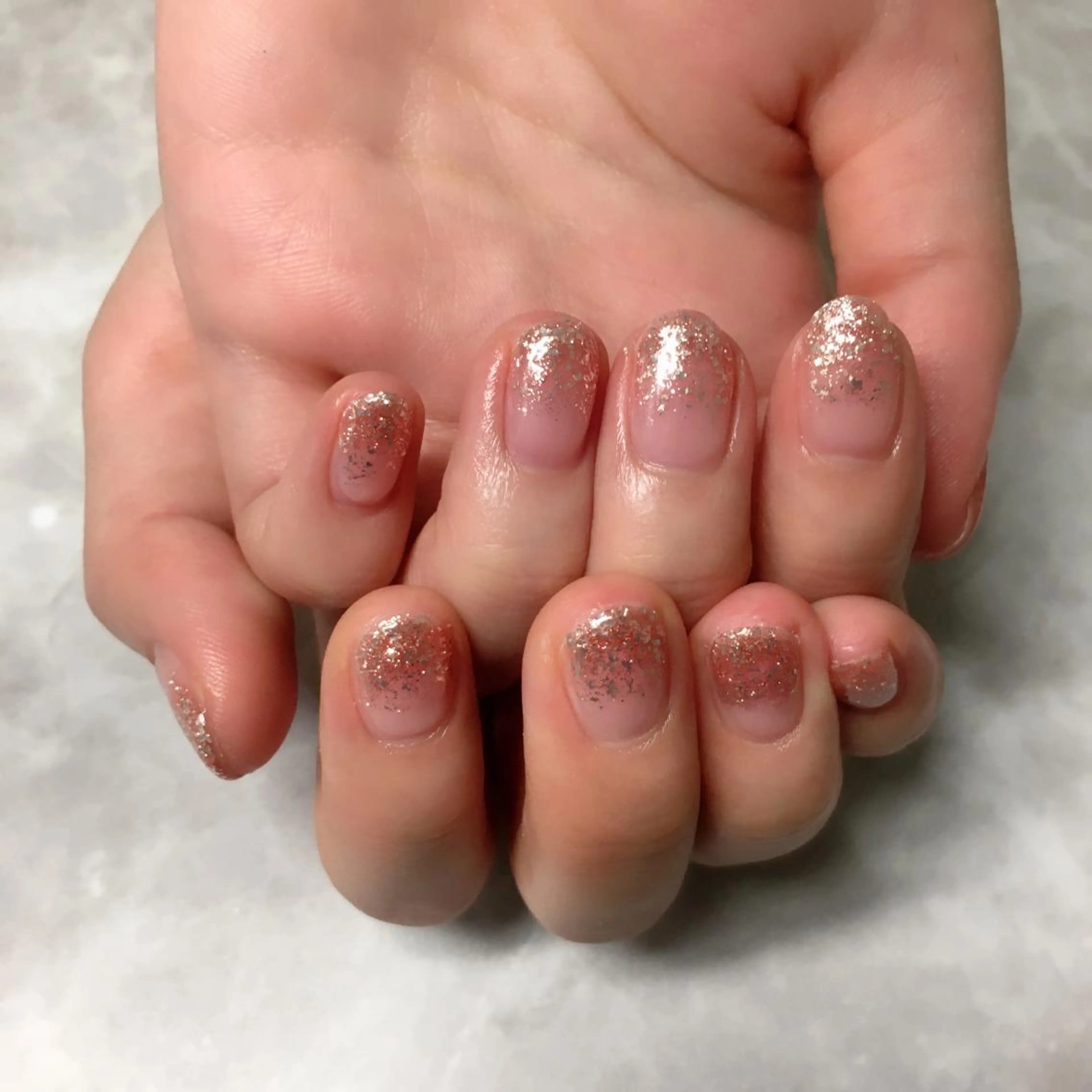 ネイル グラデーション ラメ(グリッター) ラメグラデーション 自爪育成/深爪矯正 mikiのネイルデザイン