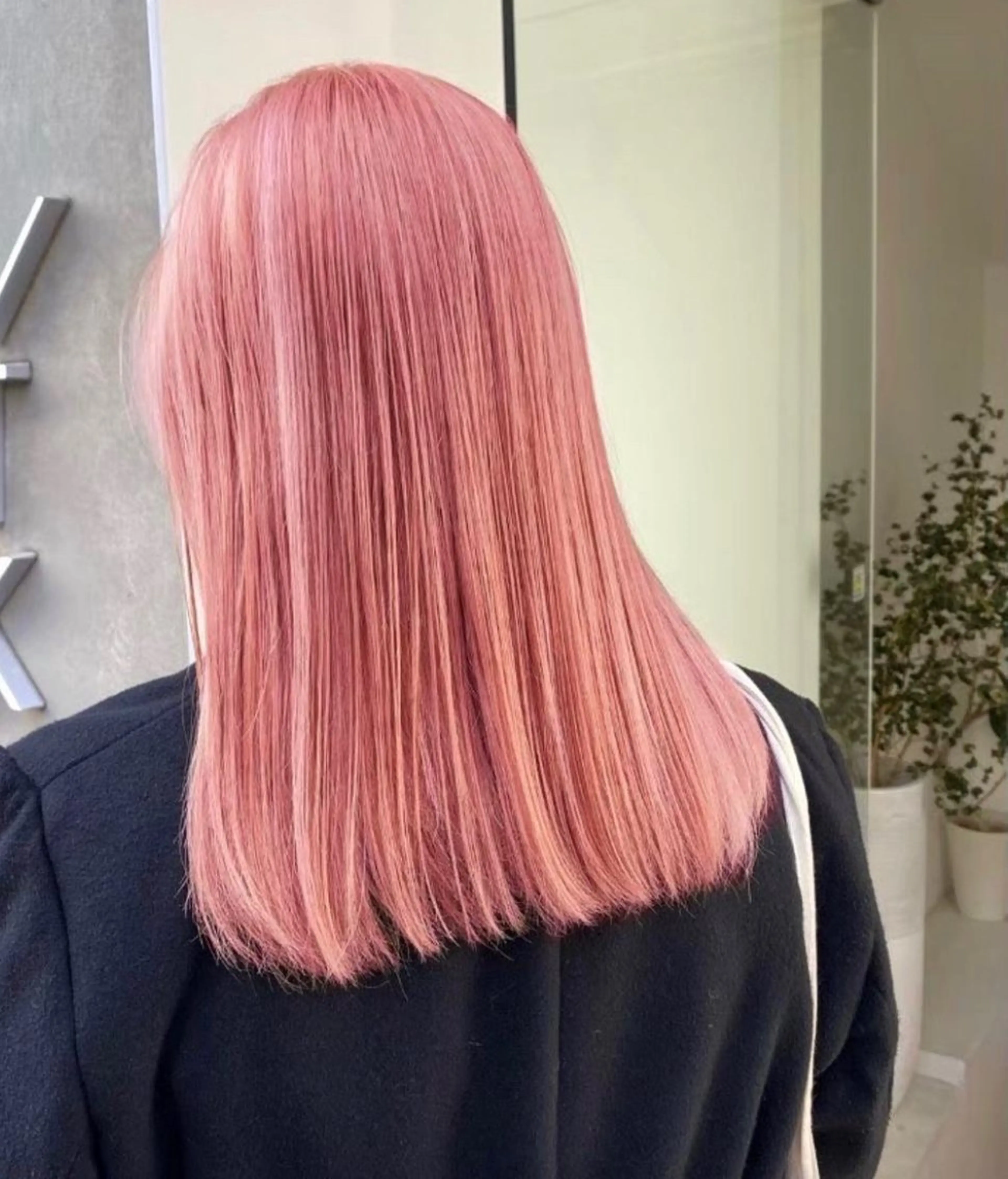 セミロング カラー KEEN吉祥寺所属・ハイトーンレイヤー 吉祥寺/nana🎀のヘアスタイル