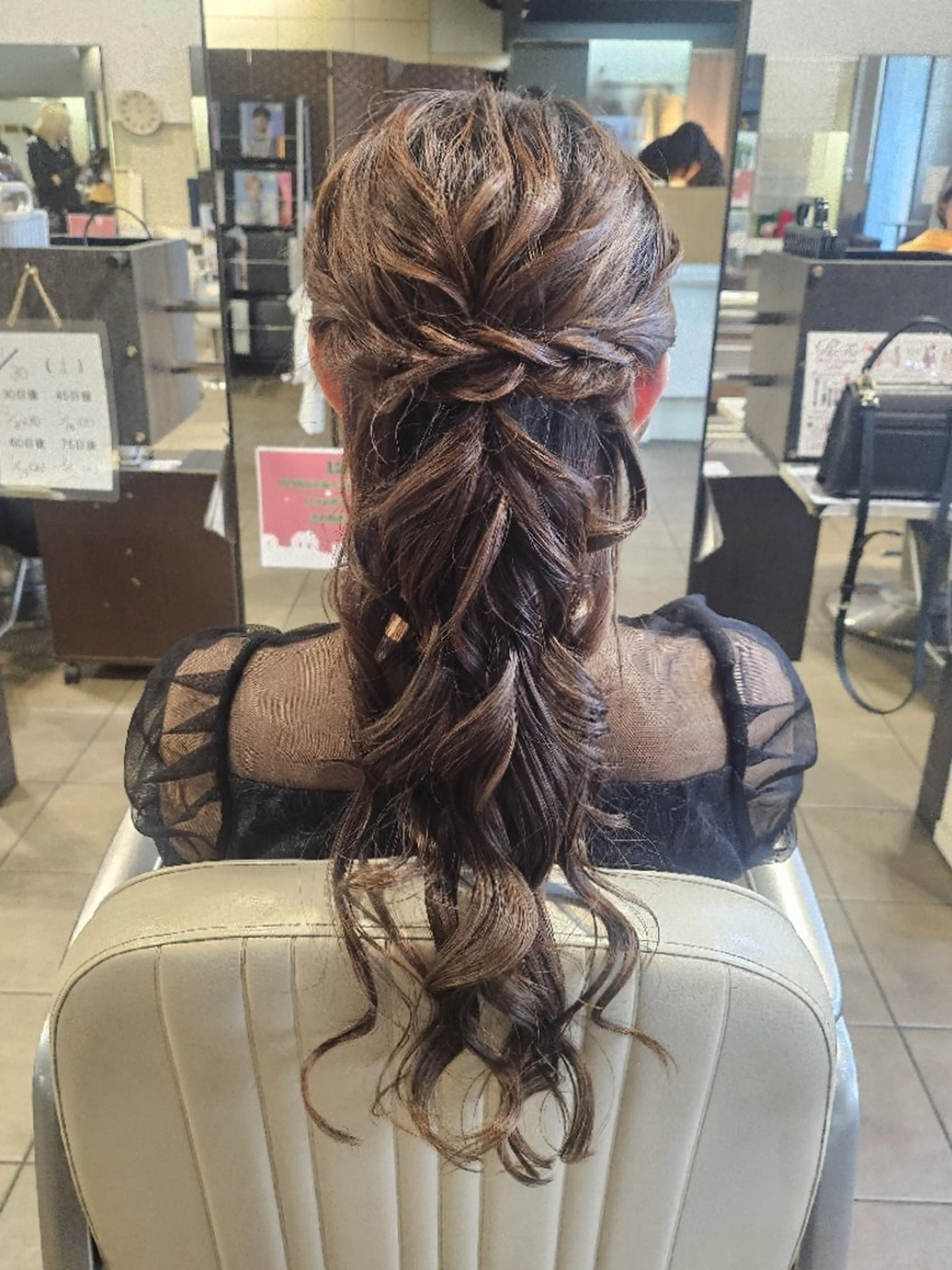 ヘアアレンジ ハーフアップ 寺西紗友望/髪質改善 ストレート/ボブのヘアスタイル