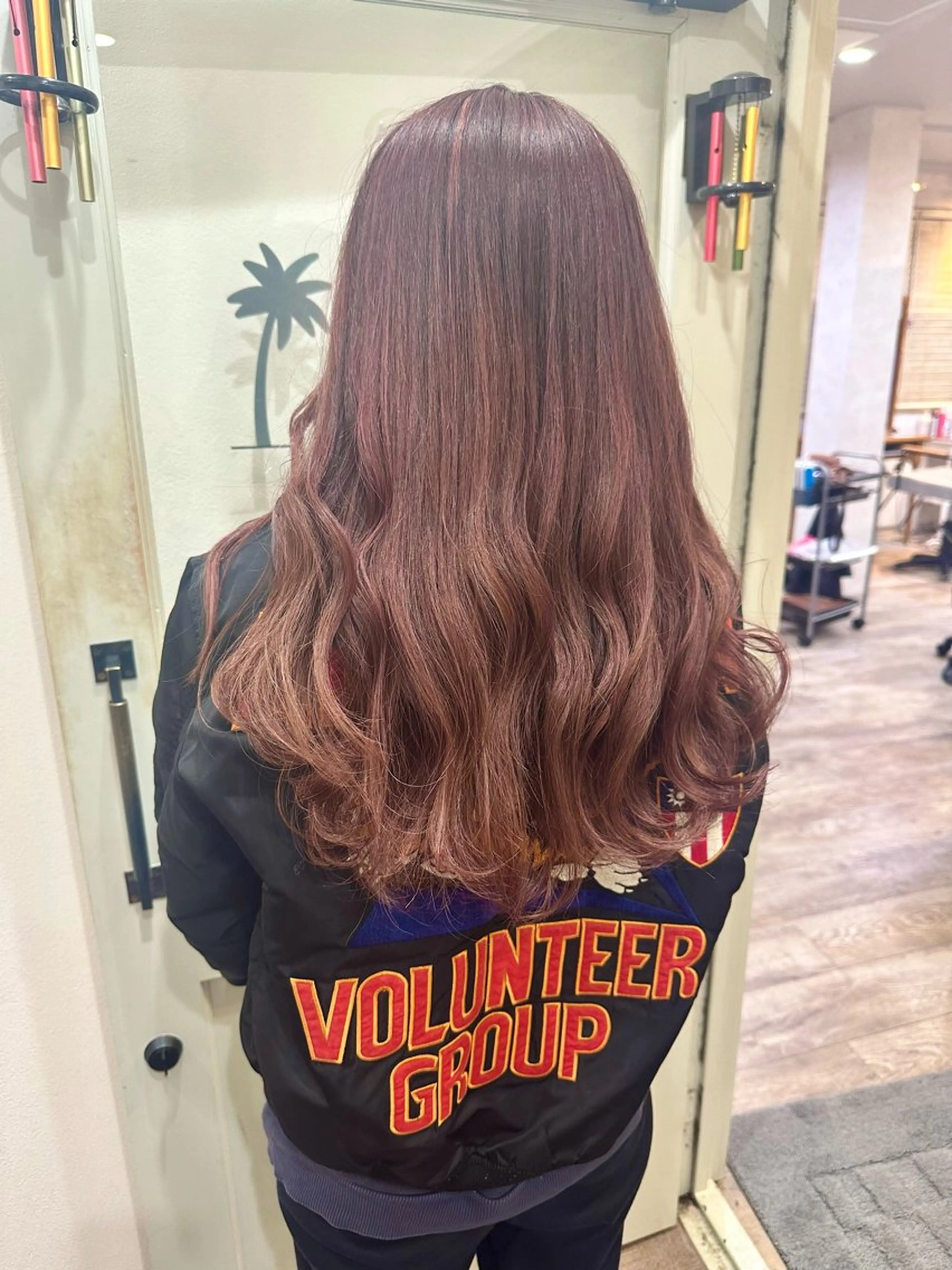 ロング カラー ハイライトカラー ラベンダーカラー ピンクカラー ピンクラベンダー ハイライト カット ヘアカラー トリートメント 2nd所属・🤍2nd🤍田所 美希のヘアスタイル