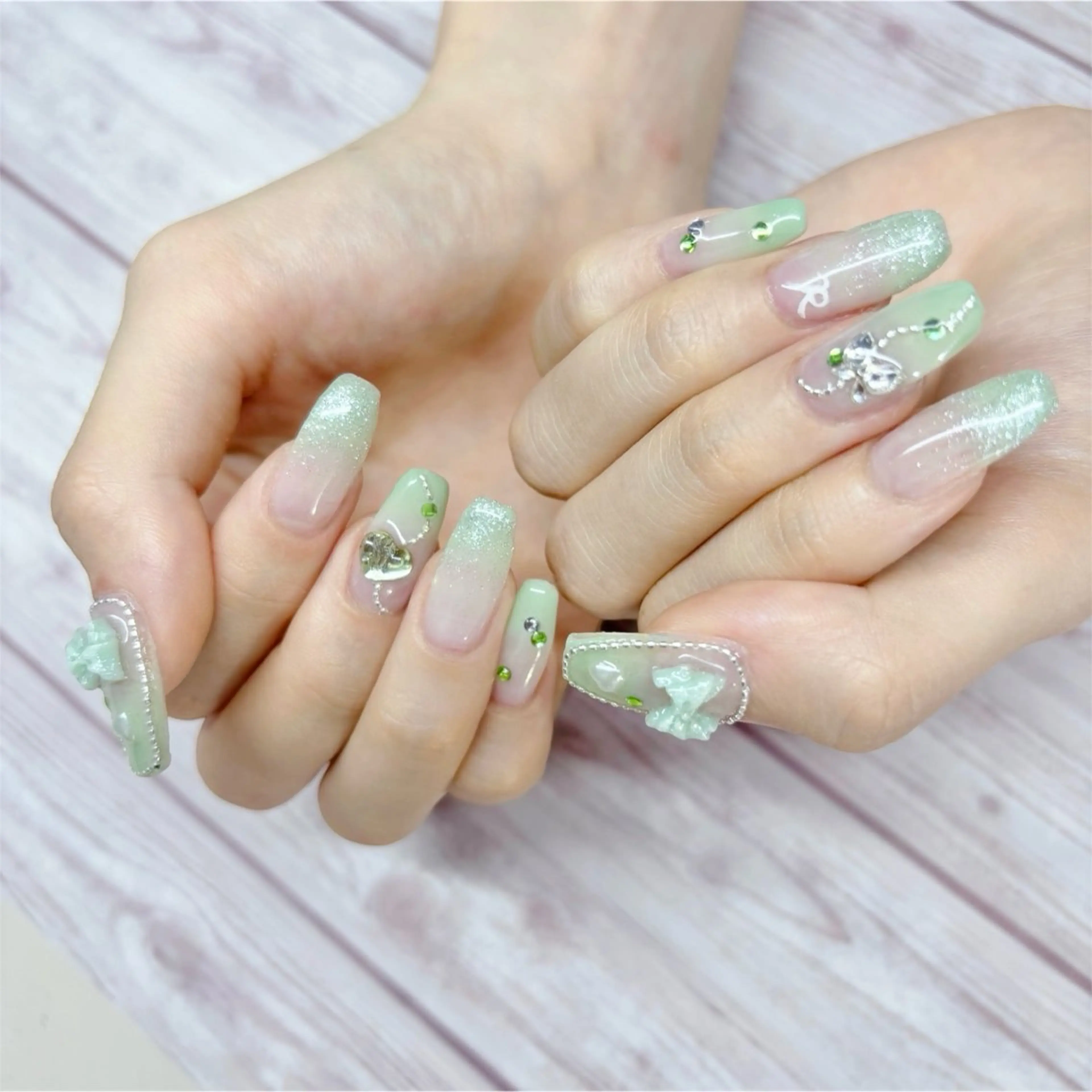 ライブやイベントに向けて✨️推しネイル 10本(オフ込)の写真