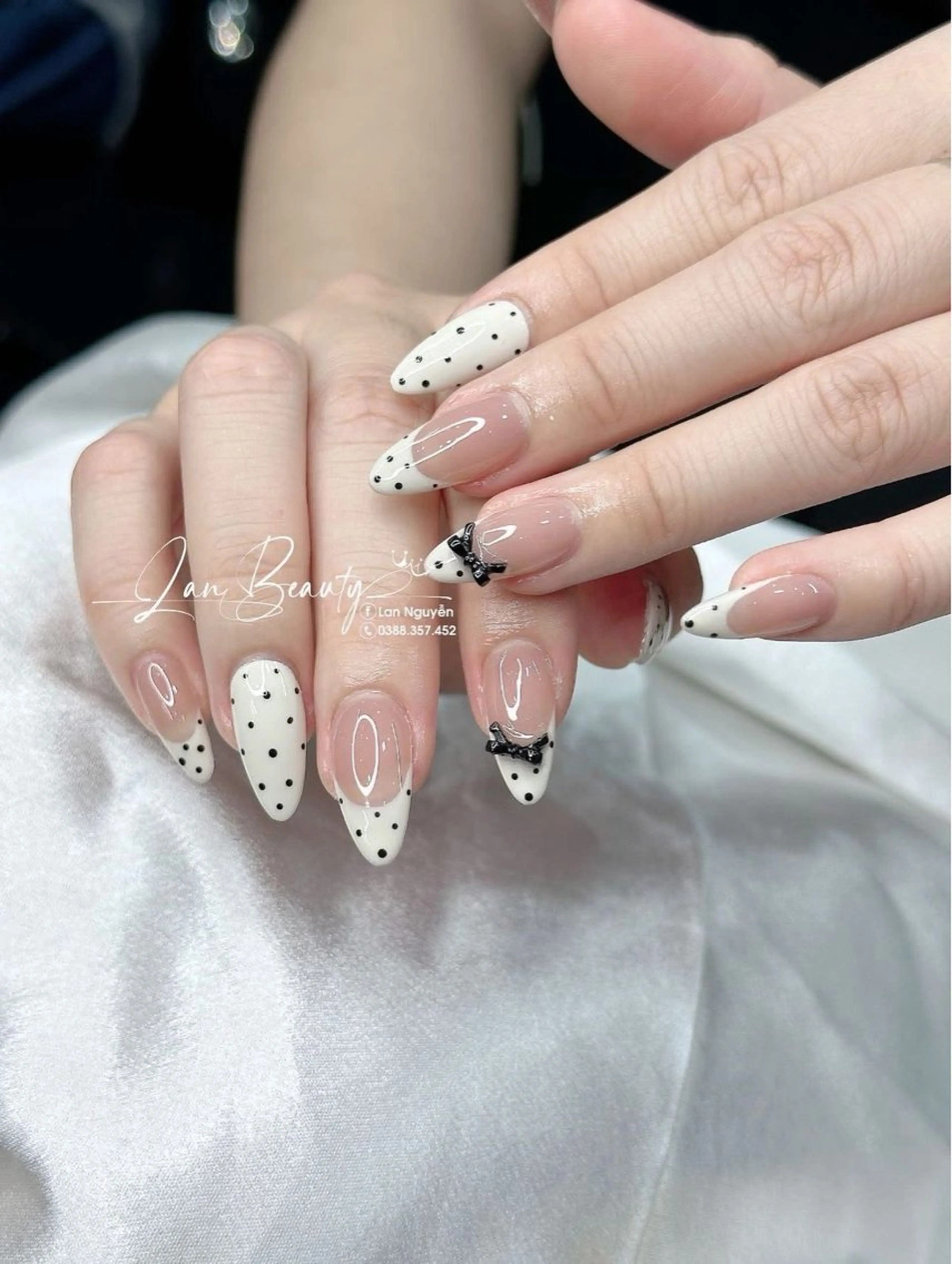 ネイル フレンチネイル キラキラネイル 韓国ネイル シンプルネイル ワンホンネイル ハンドネイル MEI Nailのネイルデザイン