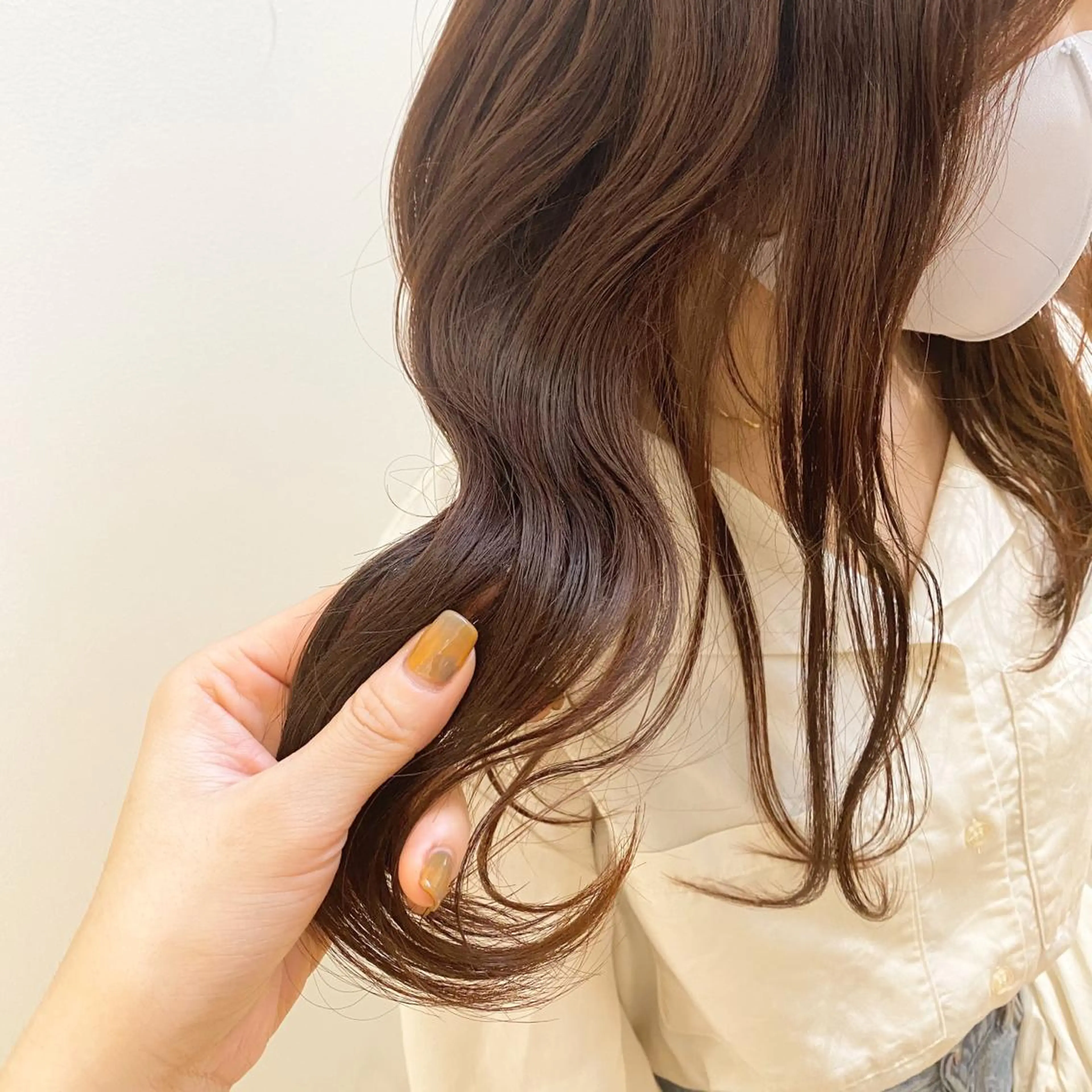 セミロング カラー パーマ ヘアアレンジ メンズ キッズ ネイル マツエク・マツパ モリモト サナのヘアスタイル