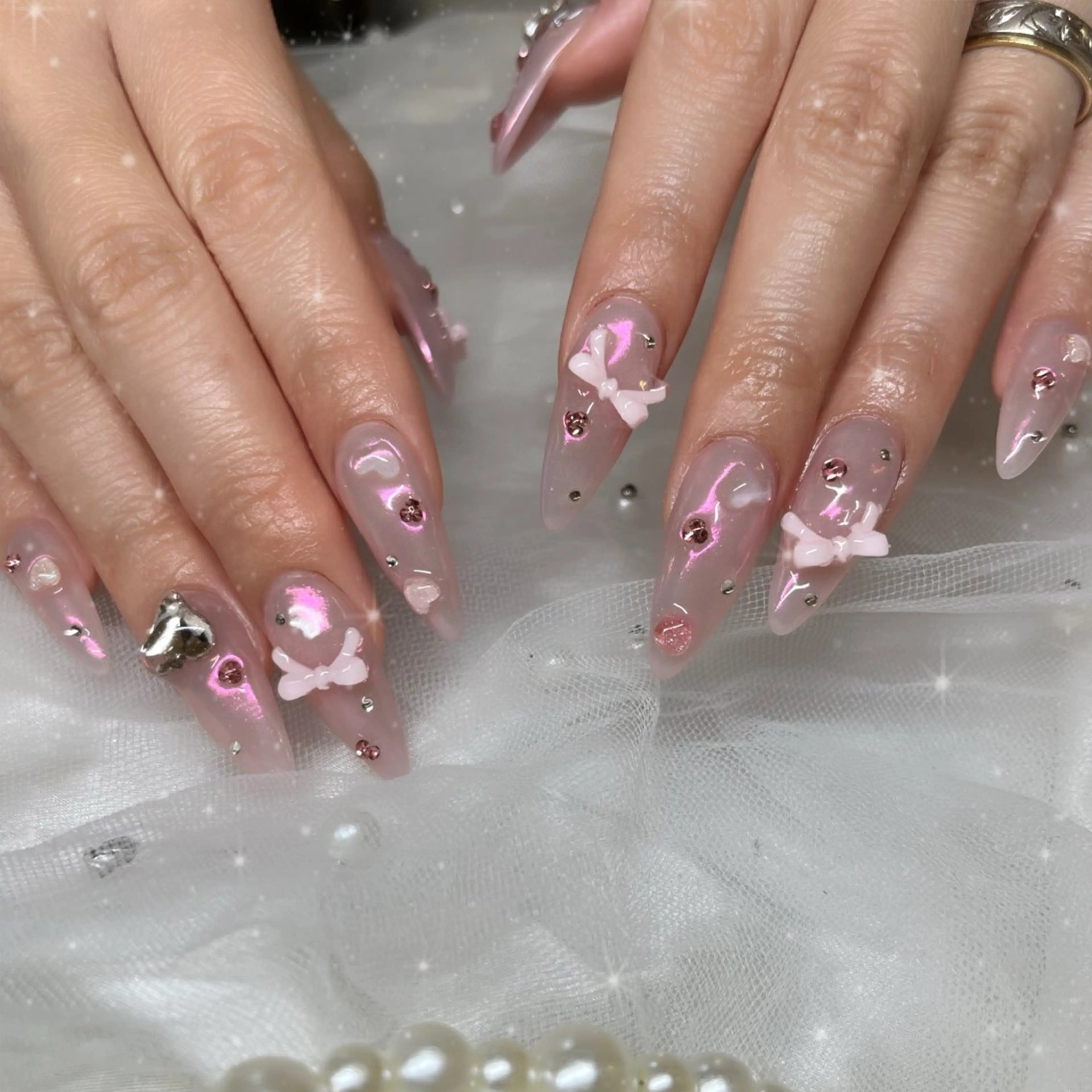 ネイル 氷ネイル・うるうるネイル ミラーネイル ハンドネイル ブルーデイジー栄本店所属・BlueDaisy 栄本店のネイルデザイン