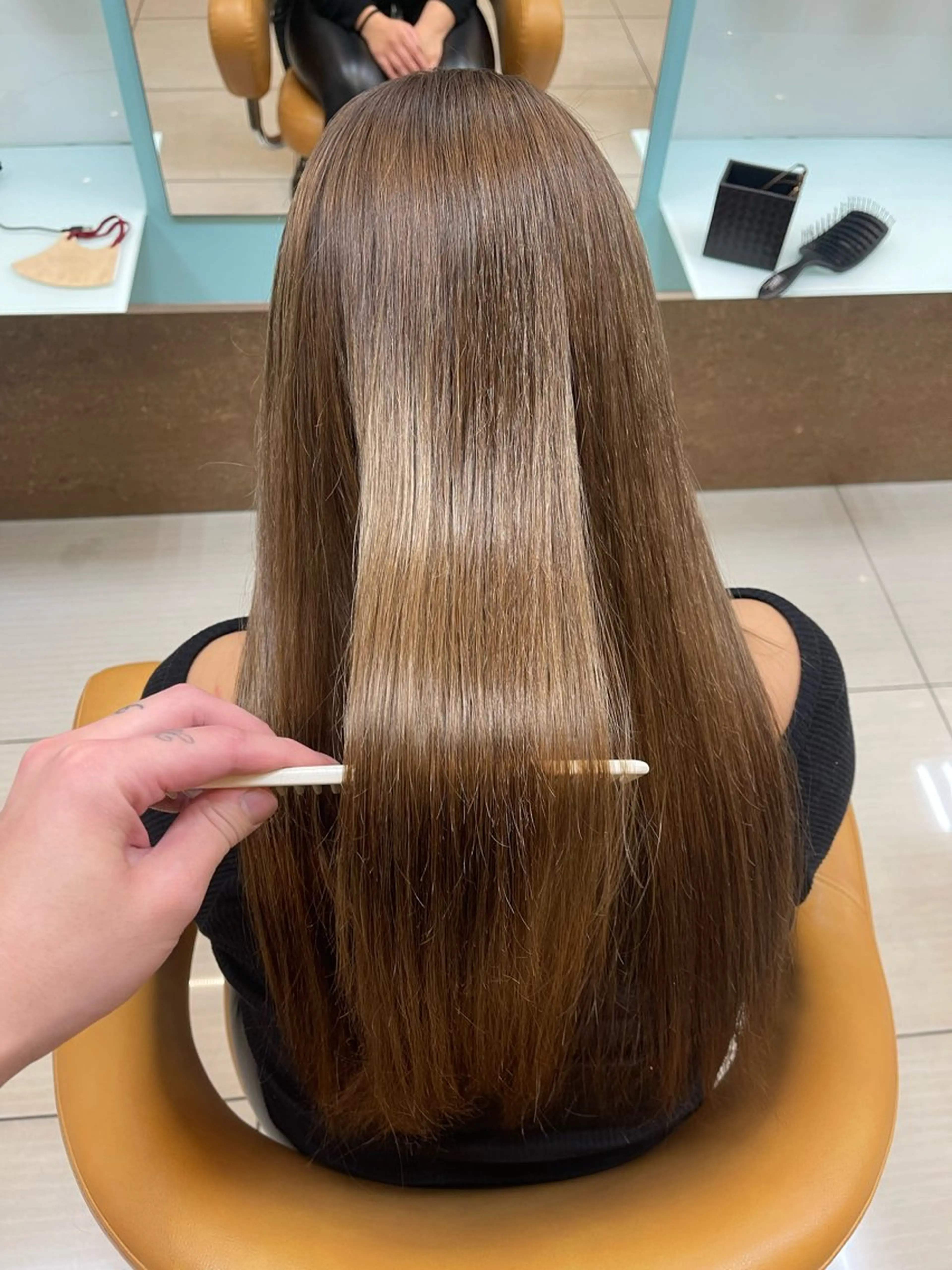 ロング カラー ベージュカラー ミルクティーベージュ 髪質改善 トリートメント ヘアカラー トリートメント SOYON西大寺店所属・ダブルカラー/ 髪質改善💎安藤のヘアスタイル