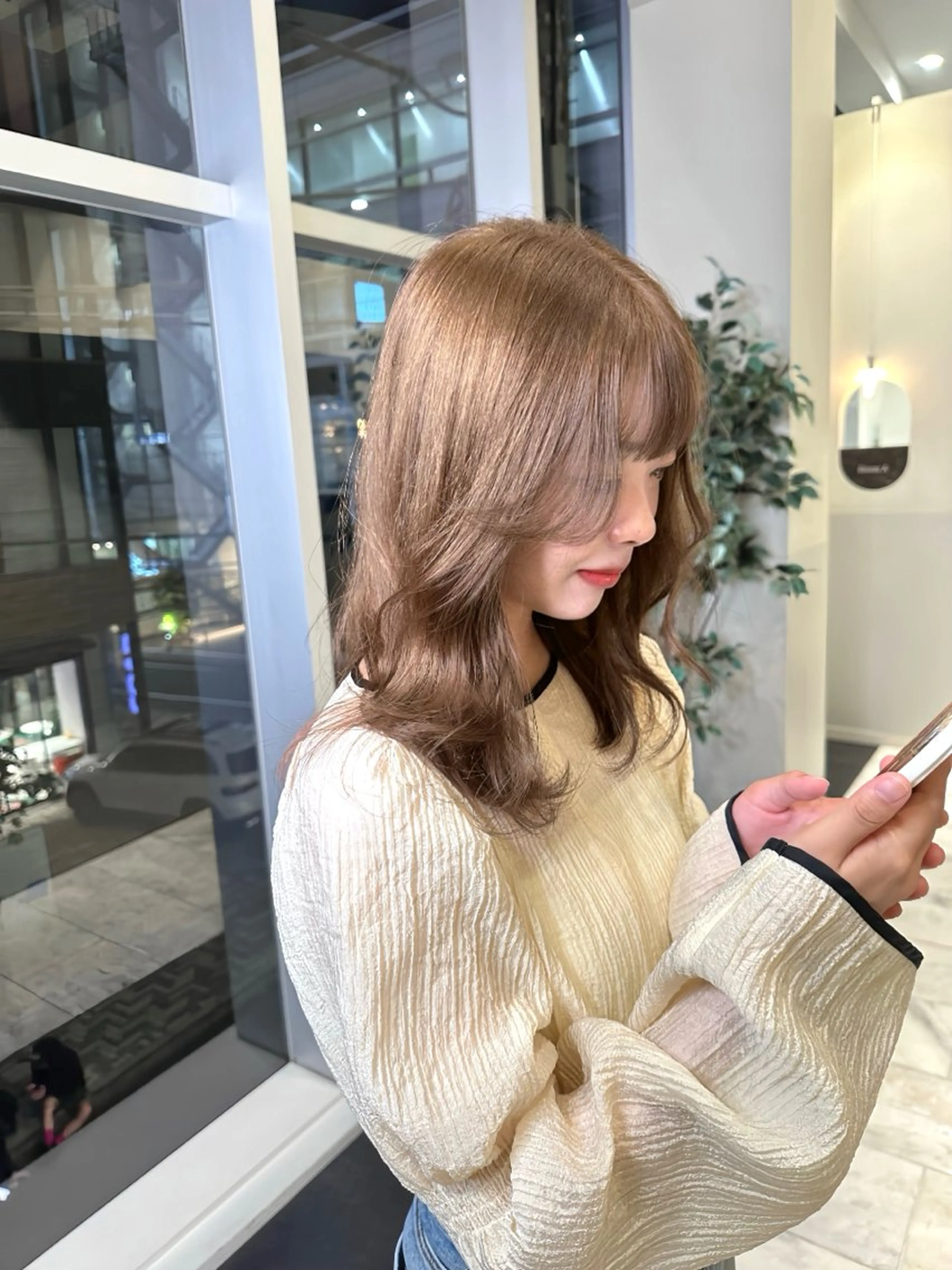 ミディアム カラー ヘアカラー トリートメント ヘアセット IVE所属・ダブルカラー🤍 髪質改善／原島のヘアスタイル